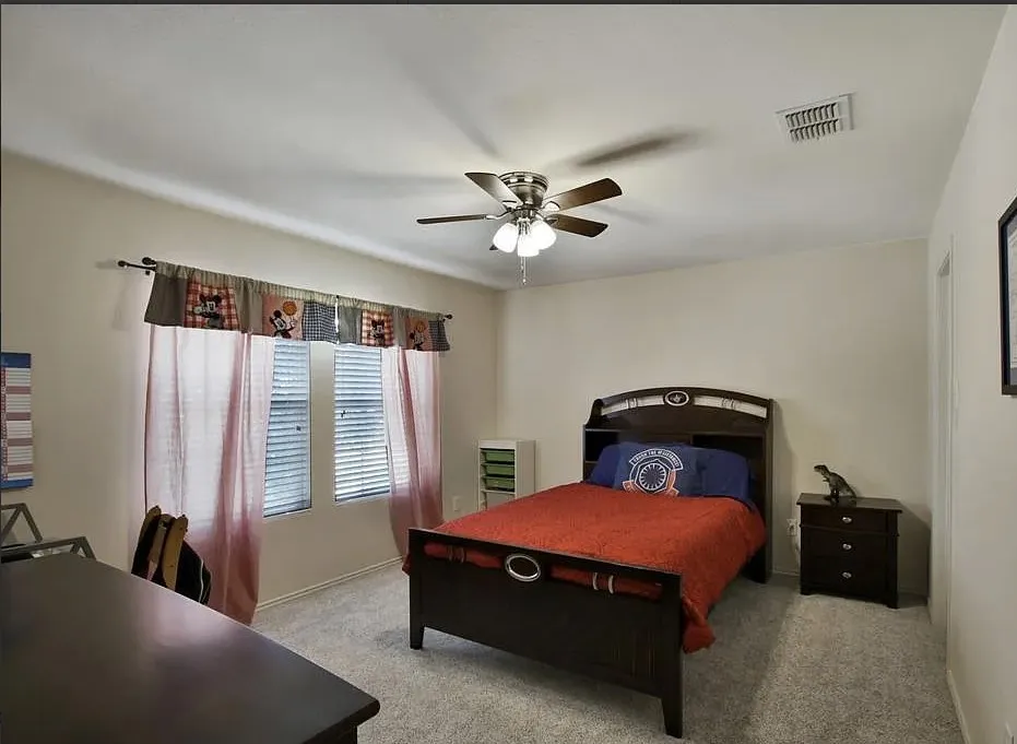 Single Family Residence For Rent in Collin County , 1007 Shelborn Drive, Allen, Texas 75002, 5 Bedroom, 3 Bathroom, 2 Garage spaces, 3,557 Sqft, built in 2007, mls#21384892, Real Estate Agent in Allen, Homes For Rent in Collin county, Homes For Rent in Allen, Realtor in Allen Texas, Real Estate Brokerage Independent Realty Texas, Luminita Cordes Realtor