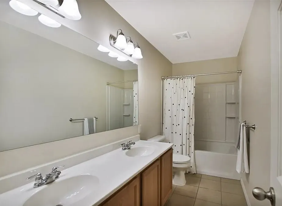 Single Family Residence For Rent in Collin County , 1007 Shelborn Drive, Allen, Texas 75002, 5 Bedroom, 3 Bathroom, 2 Garage spaces, 3,557 Sqft, built in 2007, mls#21384892, Real Estate Agent in Allen, Homes For Rent in Collin county, Homes For Rent in Allen, Realtor in Allen Texas, Real Estate Brokerage Independent Realty Texas, Luminita Cordes Realtor