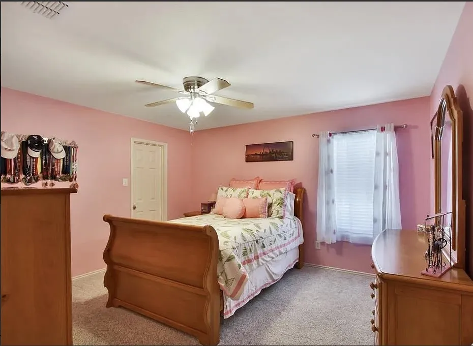 Single Family Residence For Rent in Collin County , 1007 Shelborn Drive, Allen, Texas 75002, 5 Bedroom, 3 Bathroom, 2 Garage spaces, 3,557 Sqft, built in 2007, mls#21384892, Real Estate Agent in Allen, Homes For Rent in Collin county, Homes For Rent in Allen, Realtor in Allen Texas, Real Estate Brokerage Independent Realty Texas, Luminita Cordes Realtor