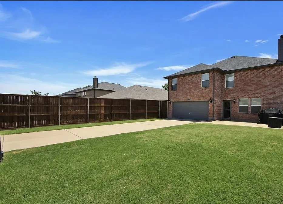 Single Family Residence For Rent in Collin County , 1007 Shelborn Drive, Allen, Texas 75002, 5 Bedroom, 3 Bathroom, 2 Garage spaces, 3,557 Sqft, built in 2007, mls#21384892, Real Estate Agent in Allen, Homes For Rent in Collin county, Homes For Rent in Allen, Realtor in Allen Texas, Real Estate Brokerage Independent Realty Texas, Luminita Cordes Realtor