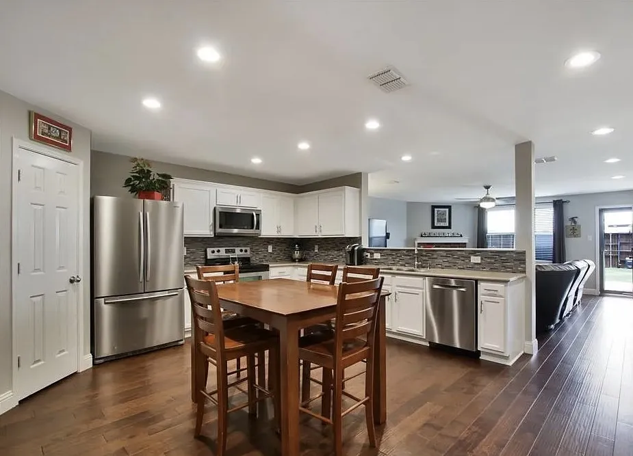 Single Family Residence For Rent in Collin County , 1007 Shelborn Drive, Allen, Texas 75002, 5 Bedroom, 3 Bathroom, 2 Garage spaces, 3,557 Sqft, built in 2007, mls#21384892, Real Estate Agent in Allen, Homes For Rent in Collin county, Homes For Rent in Allen, Realtor in Allen Texas, Real Estate Brokerage Independent Realty Texas, Luminita Cordes Realtor