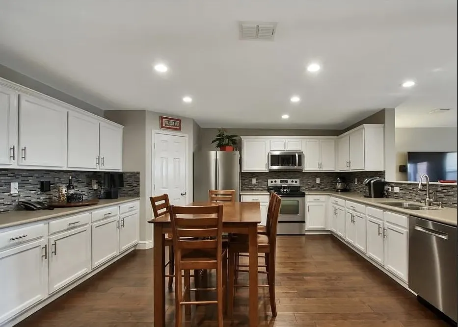 Single Family Residence For Rent in Collin County , 1007 Shelborn Drive, Allen, Texas 75002, 5 Bedroom, 3 Bathroom, 2 Garage spaces, 3,557 Sqft, built in 2007, mls#21384892, Real Estate Agent in Allen, Homes For Rent in Collin county, Homes For Rent in Allen, Realtor in Allen Texas, Real Estate Brokerage Independent Realty Texas, Luminita Cordes Realtor