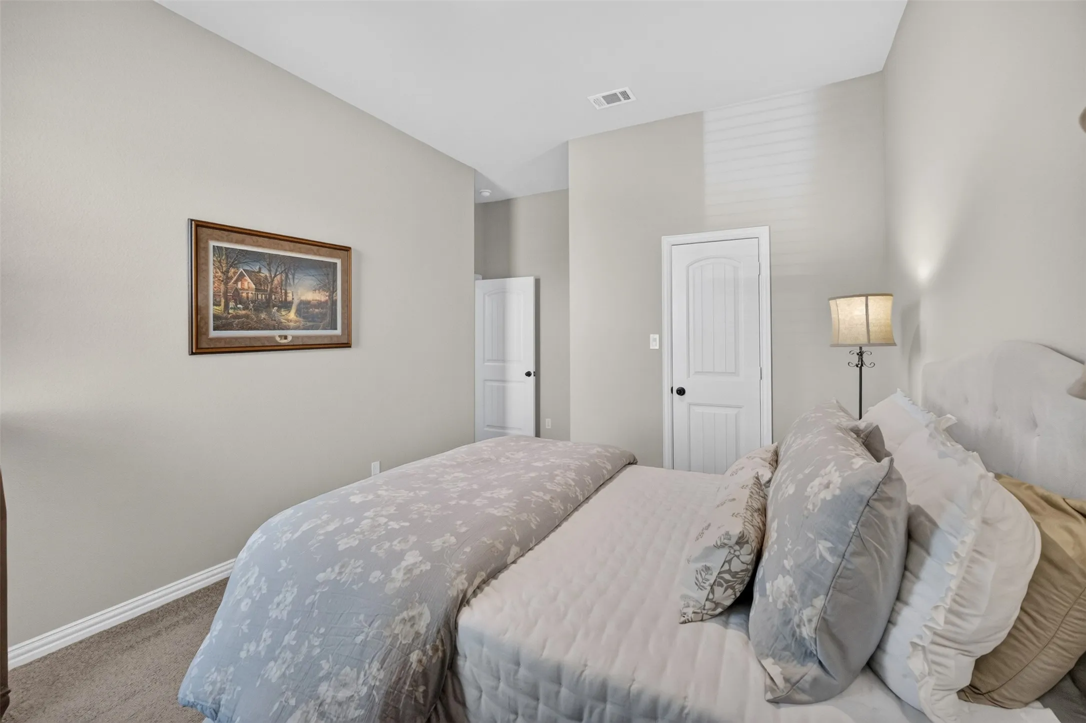 Single Family Residence For Sale in Denton County , 4004 Sanger Meadow Drive, Sanger, Texas 76266, 4 Bedroom, 3 Bathroom, 3 Garage spaces, 2,448 Sqft, built in 2022, mls#21384836, Real Estate Agent in Sanger, Homes For Sale in Denton county, Homes For Sale in Sanger, Realtor in Sanger Texas, Real Estate Brokerage Independent Realty Texas, Luminita Cordes Realtor