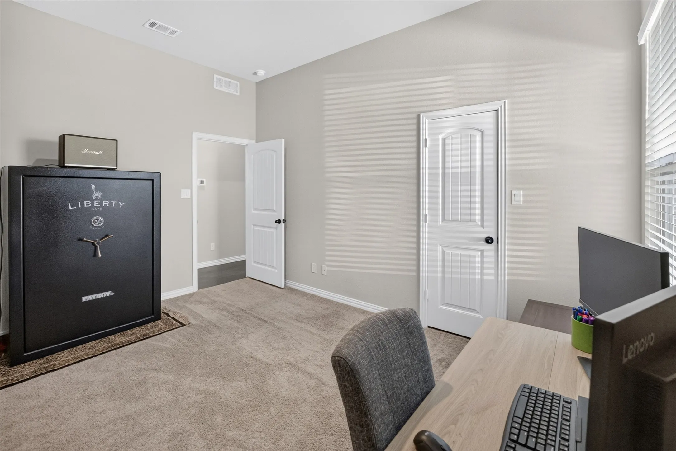 Single Family Residence For Sale in Denton County , 4004 Sanger Meadow Drive, Sanger, Texas 76266, 4 Bedroom, 3 Bathroom, 3 Garage spaces, 2,448 Sqft, built in 2022, mls#21384836, Real Estate Agent in Sanger, Homes For Sale in Denton county, Homes For Sale in Sanger, Realtor in Sanger Texas, Real Estate Brokerage Independent Realty Texas, Luminita Cordes Realtor