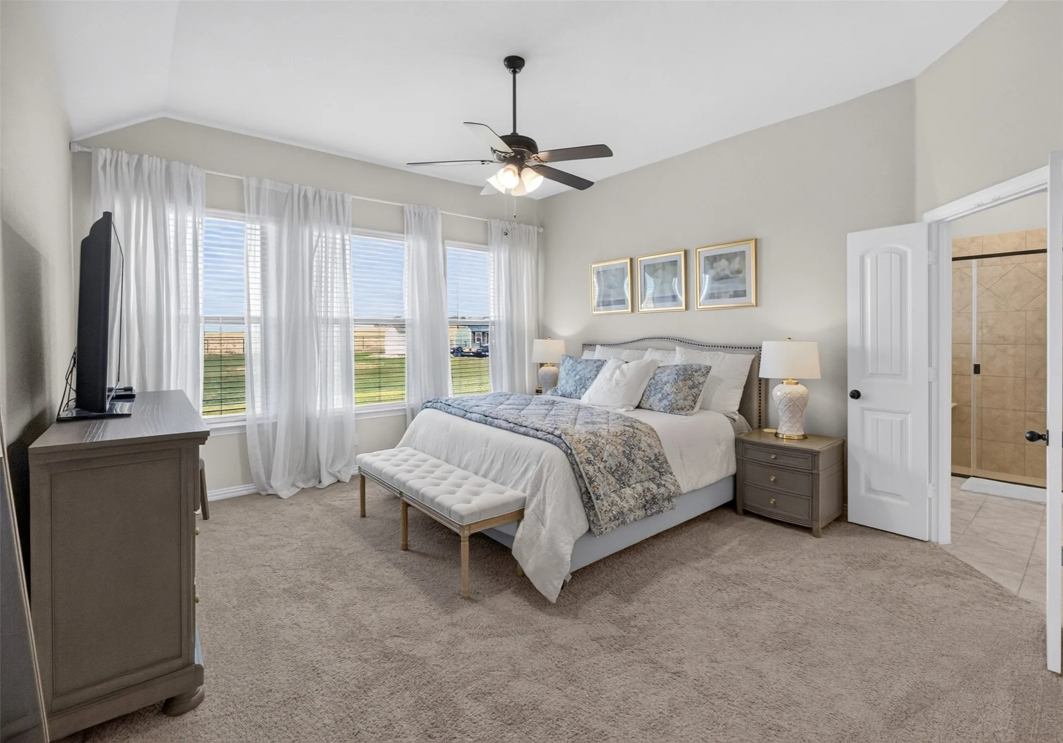 Single Family Residence For Sale in Denton County , 4004 Sanger Meadow Drive, Sanger, Texas 76266, 4 Bedroom, 3 Bathroom, 3 Garage spaces, 2,448 Sqft, built in 2022, mls#21384836, Real Estate Agent in Sanger, Homes For Sale in Denton county, Homes For Sale in Sanger, Realtor in Sanger Texas, Real Estate Brokerage Independent Realty Texas, Luminita Cordes Realtor