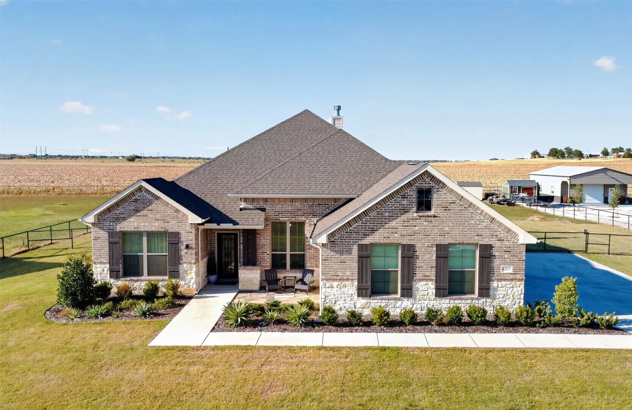 Single Family Residence For Sale in Denton County , 4004 Sanger Meadow Drive, Sanger, Texas 76266, 4 Bedroom, 3 Bathroom, 3 Garage spaces, 2,448 Sqft, built in 2022, mls#21384836, Real Estate Agent in Sanger, Homes For Sale in Denton county, Homes For Sale in Sanger, Realtor in Sanger Texas, Real Estate Brokerage Independent Realty Texas, Luminita Cordes Realtor