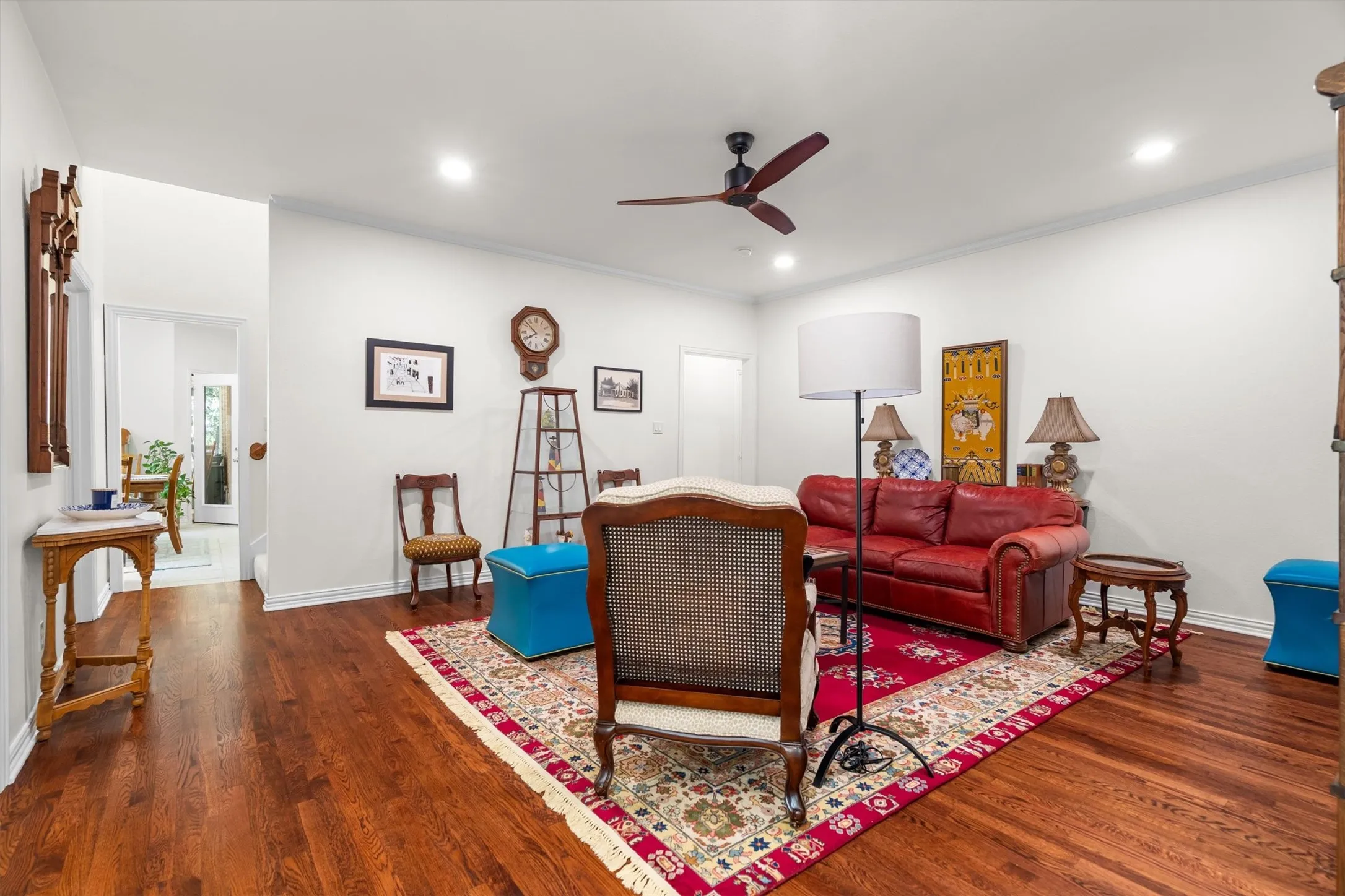 Single Family Residence For Sale in Denton County , 7409 Stallion Circle, Flower Mound, Texas 75022, 5 Bedroom, 4 Bathroom, 3 Garage spaces, 4,837 Sqft, built in 1998, mls#21377850, Real Estate Agent in Flower Mound, Homes For Sale in Denton county, Homes For Sale in Flower Mound, Realtor in Flower Mound Texas, Real Estate Brokerage Independent Realty Texas, Luminita Cordes Realtor