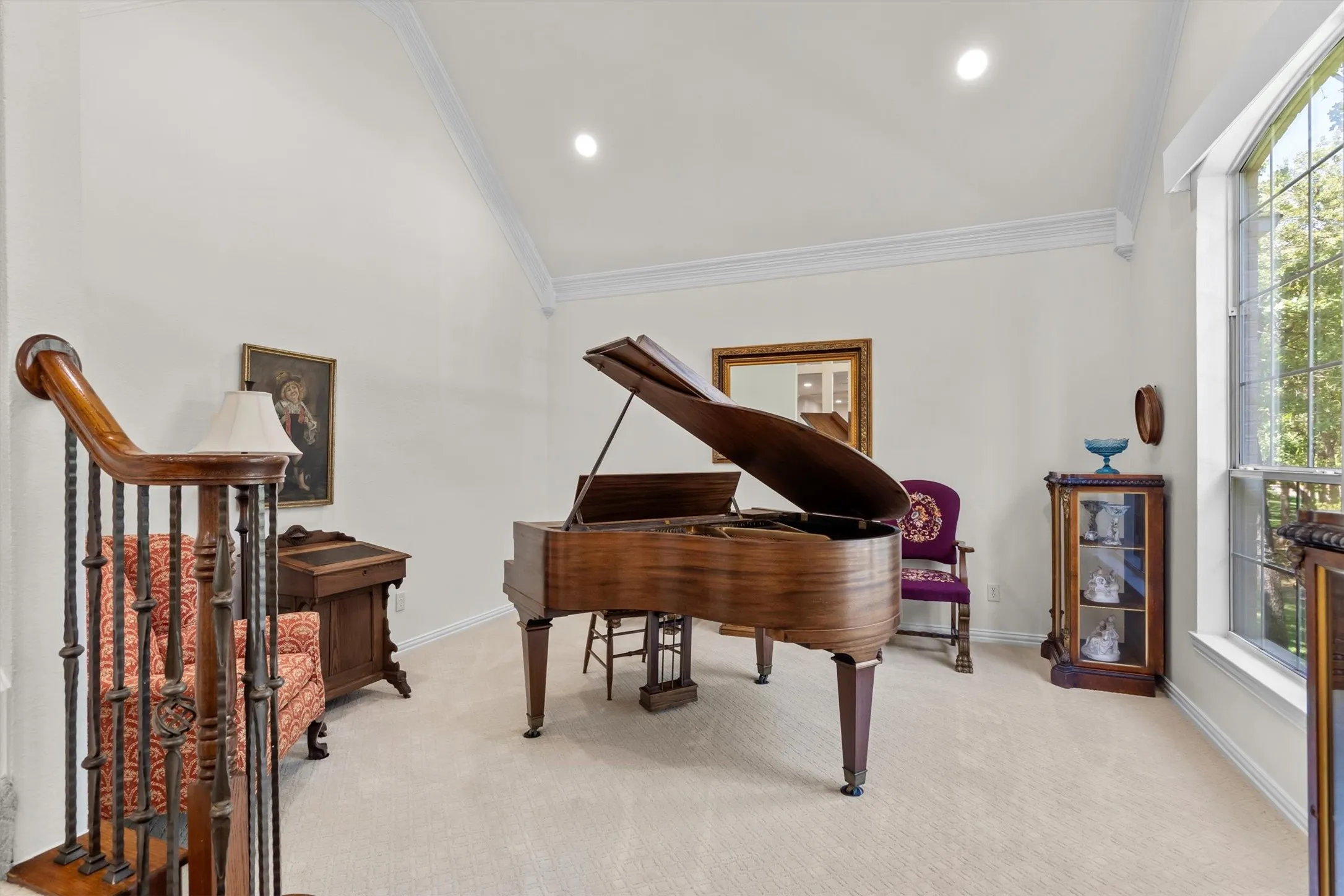 Single Family Residence For Sale in Denton County , 7409 Stallion Circle, Flower Mound, Texas 75022, 5 Bedroom, 4 Bathroom, 3 Garage spaces, 4,837 Sqft, built in 1998, mls#21377850, Real Estate Agent in Flower Mound, Homes For Sale in Denton county, Homes For Sale in Flower Mound, Realtor in Flower Mound Texas, Real Estate Brokerage Independent Realty Texas, Luminita Cordes Realtor