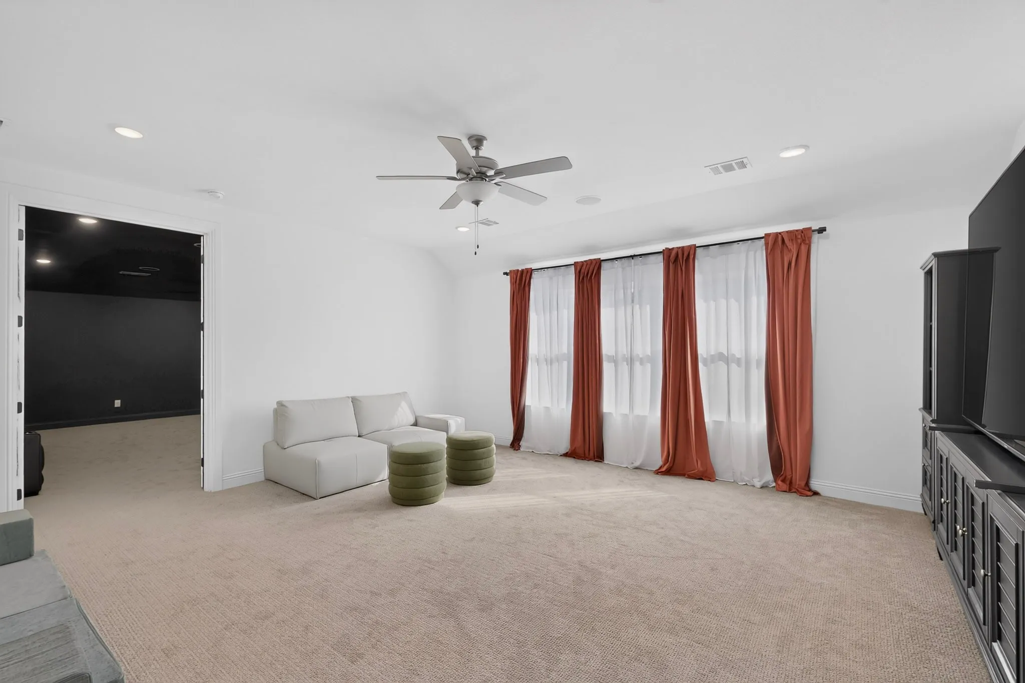 Single Family Residence For Sale in Johnson County , 1212 Olive Drive, Mansfield, Texas 76063, 5 Bedroom, 5 Bathroom, 3 Garage spaces, 4,750 Sqft, built in 2023, mls#21383191, Real Estate Agent in Mansfield, Homes For Sale in Johnson county, Homes For Sale in Mansfield, Realtor in Mansfield Texas, Real Estate Brokerage Independent Realty Texas, Luminita Cordes Realtor