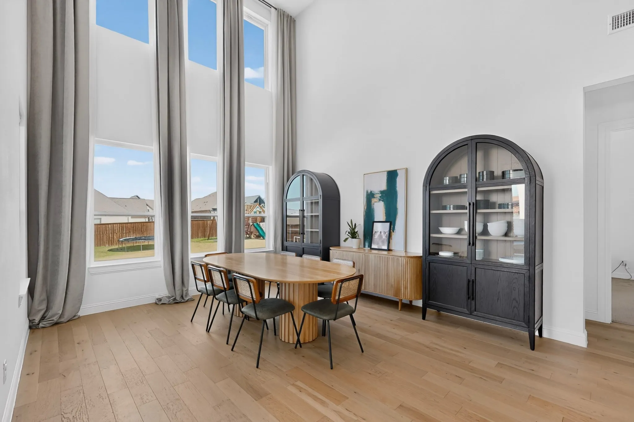 Single Family Residence For Sale in Johnson County , 1212 Olive Drive, Mansfield, Texas 76063, 5 Bedroom, 5 Bathroom, 3 Garage spaces, 4,750 Sqft, built in 2023, mls#21383191, Real Estate Agent in Mansfield, Homes For Sale in Johnson county, Homes For Sale in Mansfield, Realtor in Mansfield Texas, Real Estate Brokerage Independent Realty Texas, Luminita Cordes Realtor