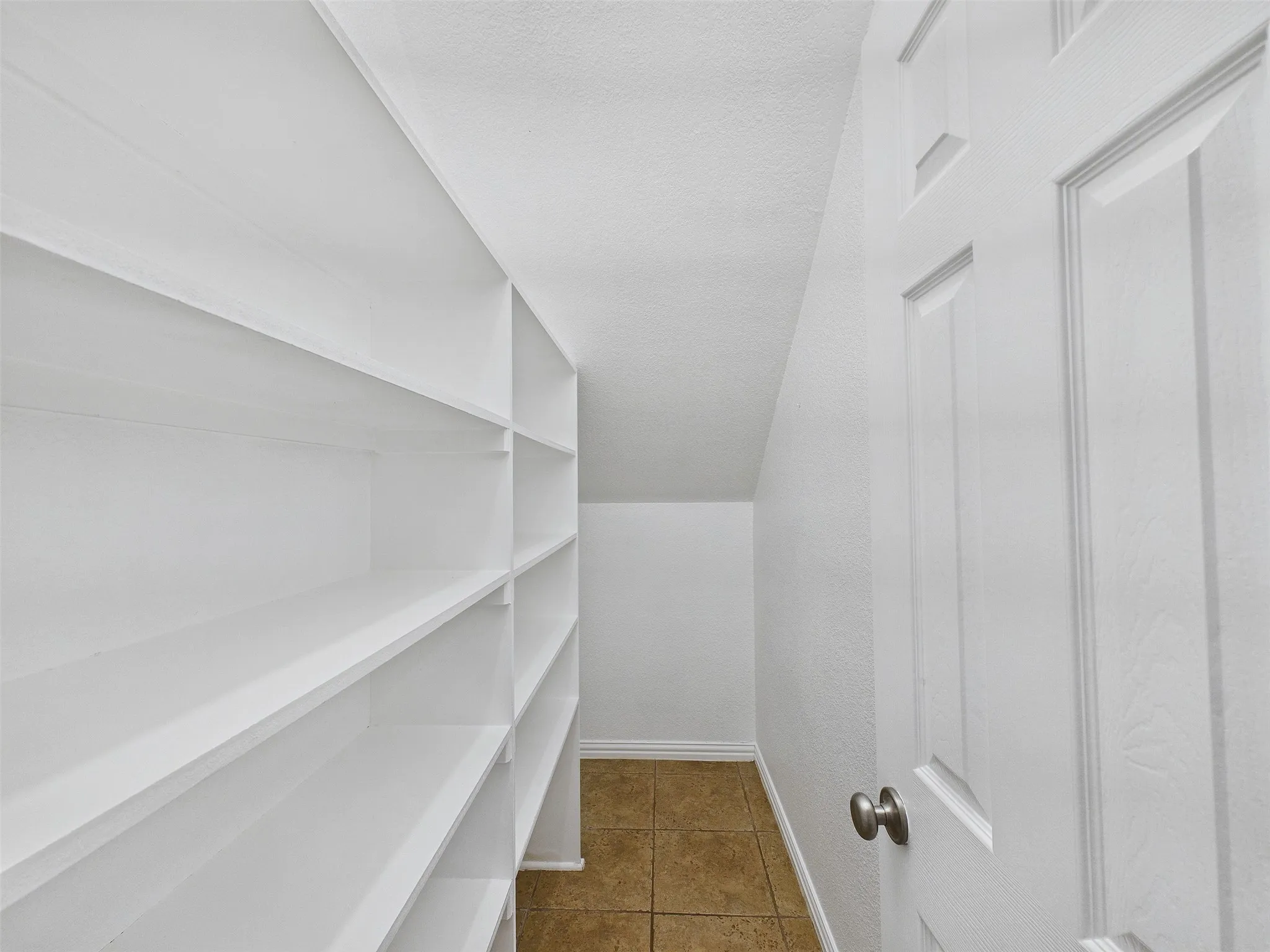 Single Family Residence For Sale in Denton County , 1315 Arbuckle Drive, Frisco, Texas 75033, 5 Bedroom, 4 Bathroom, 2 Garage spaces, 3,487 Sqft, built in 2002, mls#21365230, Real Estate Agent in Frisco, Homes For Sale in Denton county, Homes For Sale in Frisco, Realtor in Frisco Texas, Real Estate Brokerage Independent Realty Texas, Luminita Cordes Realtor