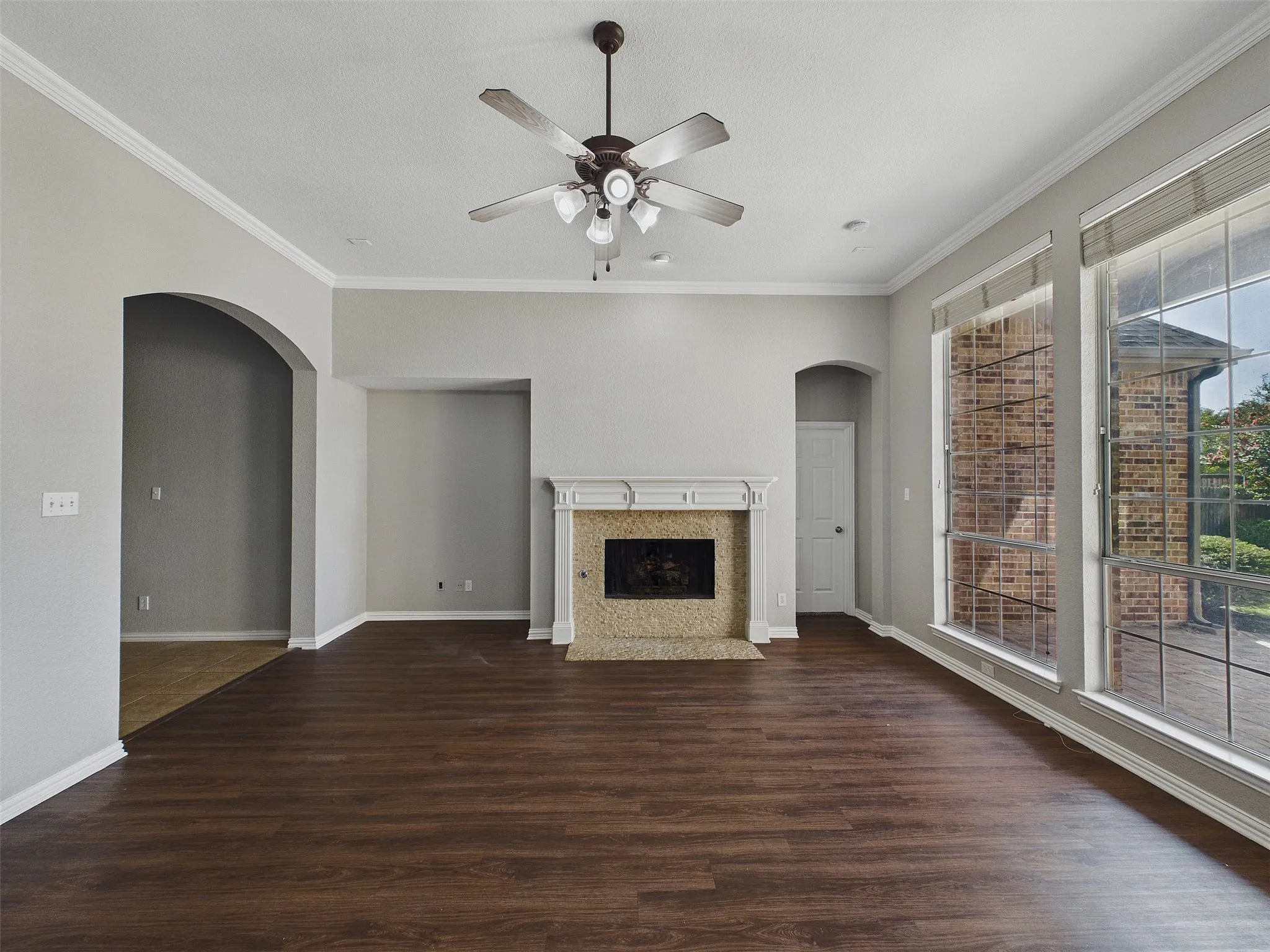 Single Family Residence For Sale in Denton County , 1315 Arbuckle Drive, Frisco, Texas 75033, 5 Bedroom, 4 Bathroom, 2 Garage spaces, 3,487 Sqft, built in 2002, mls#21365230, Real Estate Agent in Frisco, Homes For Sale in Denton county, Homes For Sale in Frisco, Realtor in Frisco Texas, Real Estate Brokerage Independent Realty Texas, Luminita Cordes Realtor