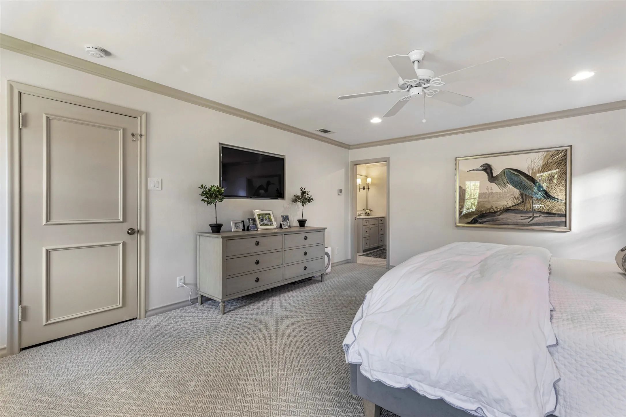 Single Family Residence For Sale in Dallas County , 3508 Wentwood Drive, University Park, Texas 75225, 4 Bedroom, 3 Bathroom, 2 Garage spaces, 3,329 Sqft, built in 1953, mls#21384197, Real Estate Agent in University Park, Homes For Sale in Dallas county, Homes For Sale in University Park, Realtor in University Park Texas, Real Estate Brokerage Independent Realty Texas, Luminita Cordes Realtor