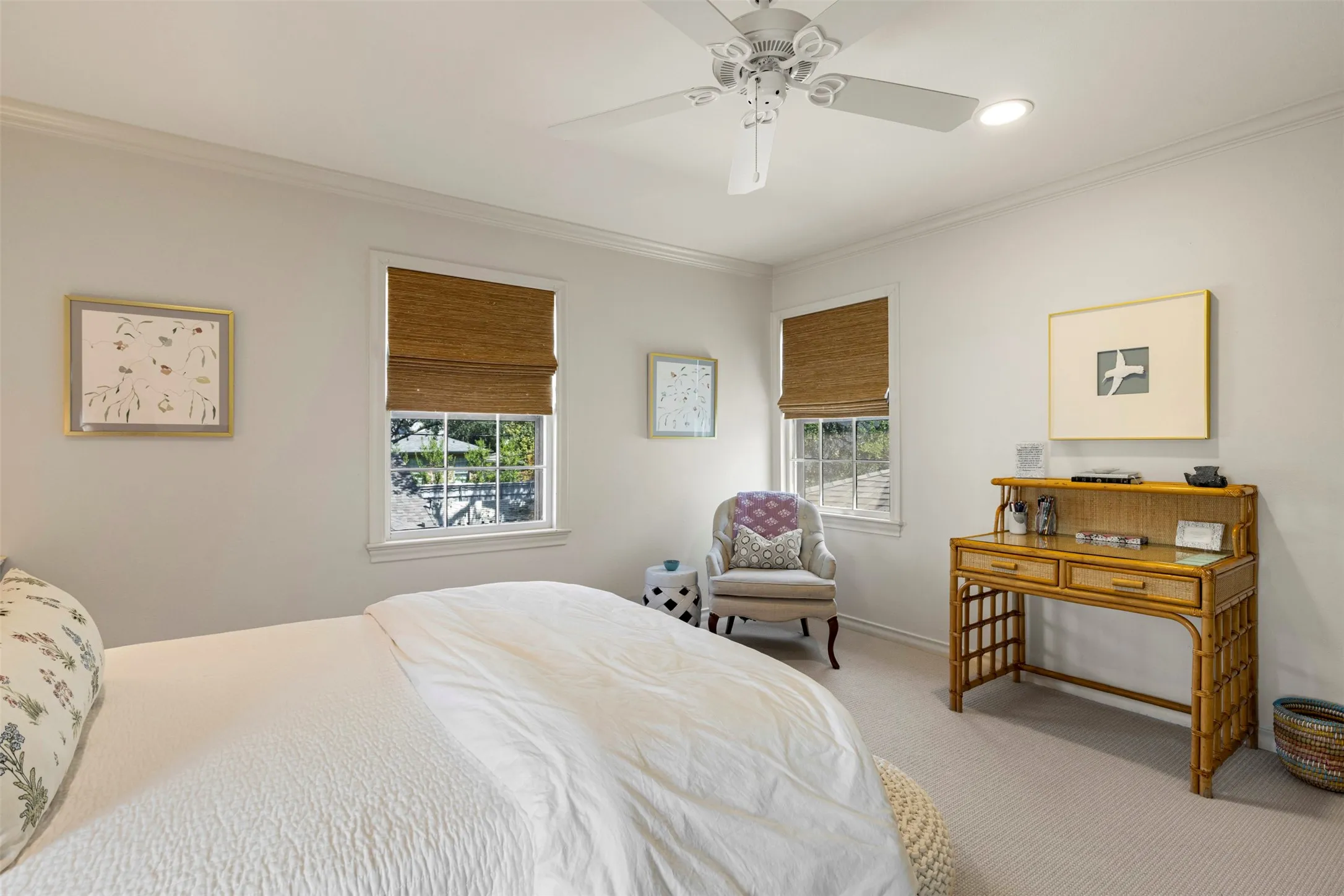 Single Family Residence For Sale in Dallas County , 3508 Wentwood Drive, University Park, Texas 75225, 4 Bedroom, 3 Bathroom, 2 Garage spaces, 3,329 Sqft, built in 1953, mls#21384197, Real Estate Agent in University Park, Homes For Sale in Dallas county, Homes For Sale in University Park, Realtor in University Park Texas, Real Estate Brokerage Independent Realty Texas, Luminita Cordes Realtor