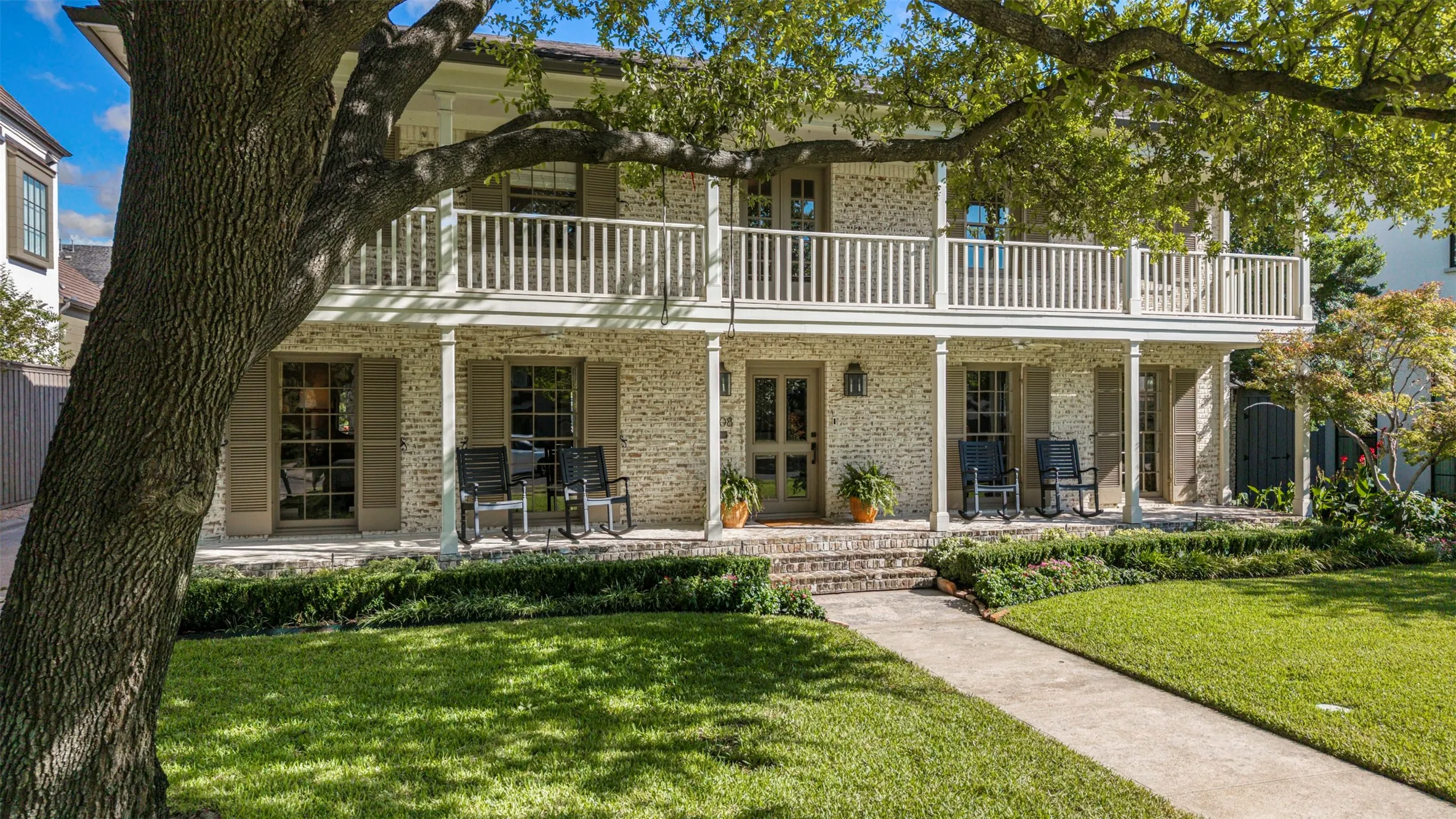 Single Family Residence For Sale in Dallas County , 3508 Wentwood Drive, University Park, Texas 75225, 4 Bedroom, 3 Bathroom, 2 Garage spaces, 3,329 Sqft, built in 1953, mls#21384197, Real Estate Agent in University Park, Homes For Sale in Dallas county, Homes For Sale in University Park, Realtor in University Park Texas, Real Estate Brokerage Independent Realty Texas, Luminita Cordes Realtor