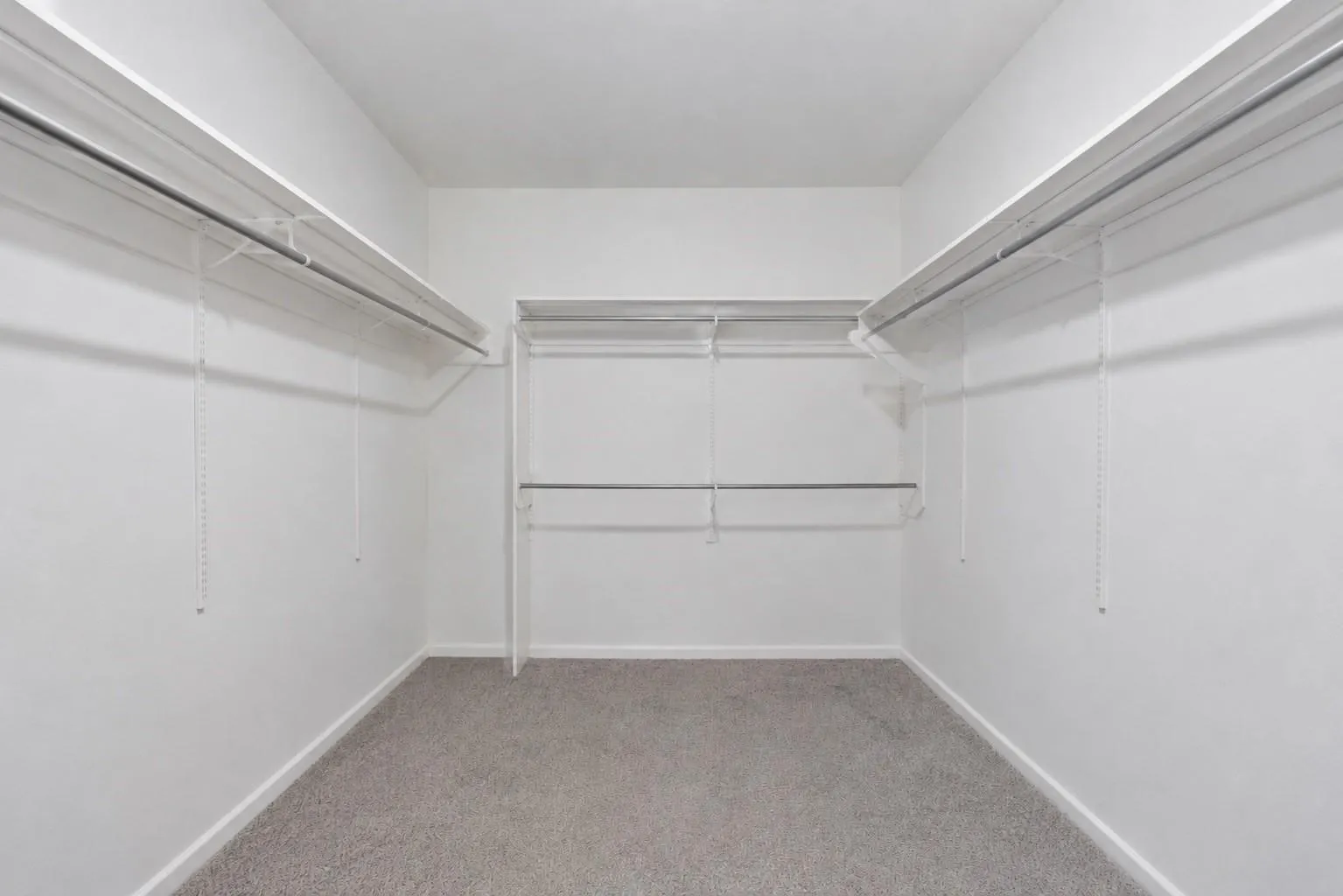 Single Family Residence For Sale in Rockwall County , 1436 Black Canyon Avenue, Royse City, Texas 75189, 5 Bedroom, 4 Bathroom, 2 Garage spaces, 2,928 Sqft, built in 2021, mls#21384910, Real Estate Agent in Royse City, Homes For Sale in Rockwall county, Homes For Sale in Royse City, Realtor in Royse City Texas, Real Estate Brokerage Independent Realty Texas, Luminita Cordes Realtor