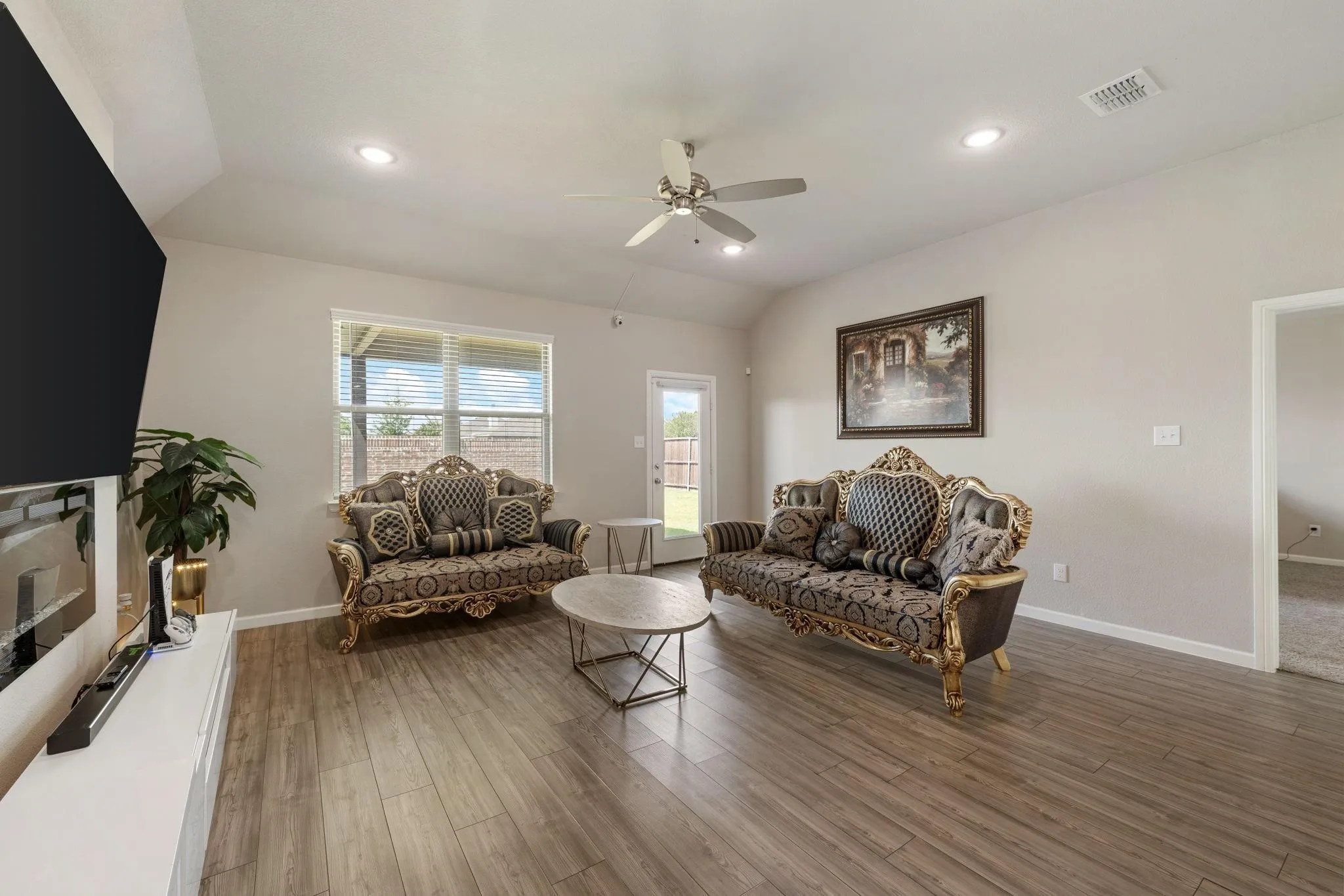 Single Family Residence For Sale in Rockwall County , 1436 Black Canyon Avenue, Royse City, Texas 75189, 5 Bedroom, 4 Bathroom, 2 Garage spaces, 2,928 Sqft, built in 2021, mls#21384910, Real Estate Agent in Royse City, Homes For Sale in Rockwall county, Homes For Sale in Royse City, Realtor in Royse City Texas, Real Estate Brokerage Independent Realty Texas, Luminita Cordes Realtor