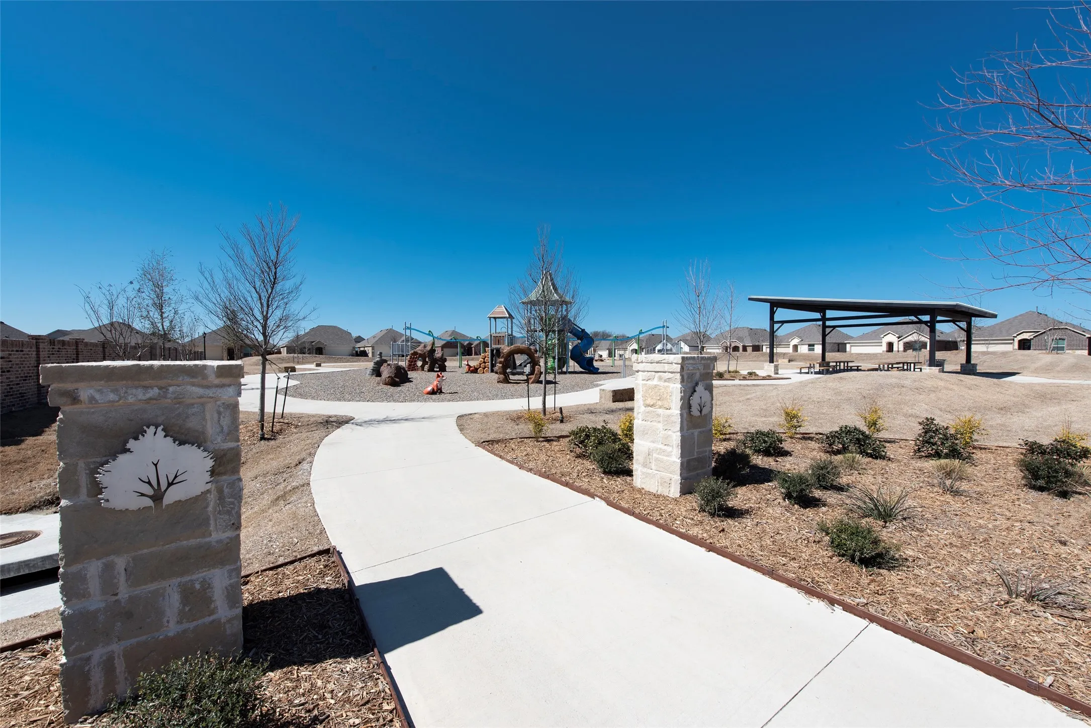 Single Family Residence For Rent in Collin County , 7309 Woodpecker Drive, Mc Kinney, Texas 75071, 3 Bedroom, 2 Bathroom, 2 Garage spaces, 1,262 Sqft, built in 2021, mls#21384941, Real Estate Agent in Mc Kinney, Homes For Rent in Collin county, Homes For Rent in Mc Kinney, Realtor in Mc Kinney Texas, Real Estate Brokerage Independent Realty Texas, Luminita Cordes Realtor