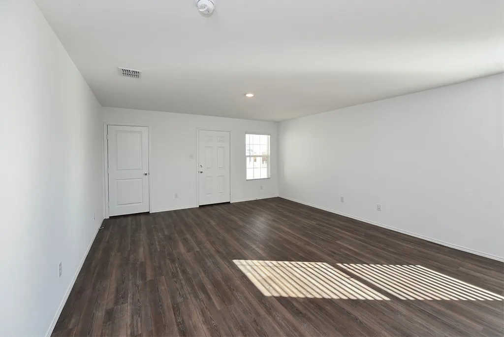 Single Family Residence For Rent in Collin County , 7309 Woodpecker Drive, Mc Kinney, Texas 75071, 3 Bedroom, 2 Bathroom, 2 Garage spaces, 1,262 Sqft, built in 2021, mls#21384941, Real Estate Agent in Mc Kinney, Homes For Rent in Collin county, Homes For Rent in Mc Kinney, Realtor in Mc Kinney Texas, Real Estate Brokerage Independent Realty Texas, Luminita Cordes Realtor