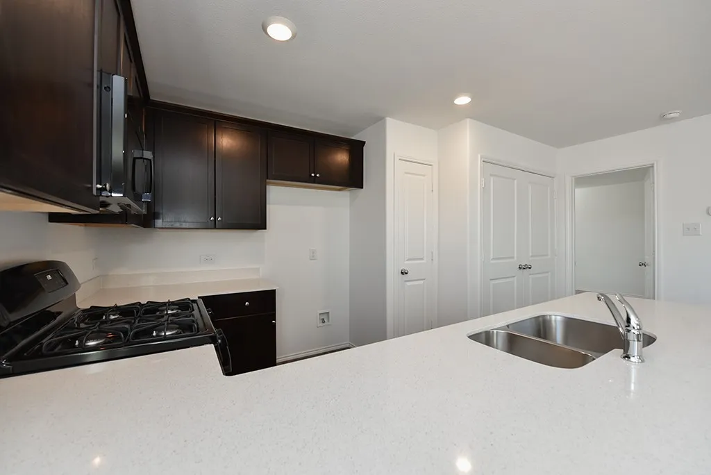 Single Family Residence For Rent in Collin County , 7309 Woodpecker Drive, Mc Kinney, Texas 75071, 3 Bedroom, 2 Bathroom, 2 Garage spaces, 1,262 Sqft, built in 2021, mls#21384941, Real Estate Agent in Mc Kinney, Homes For Rent in Collin county, Homes For Rent in Mc Kinney, Realtor in Mc Kinney Texas, Real Estate Brokerage Independent Realty Texas, Luminita Cordes Realtor