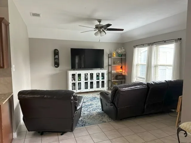 Single Family Residence For Rent in Kaufman County , 2495 Monty Street, Forney, Texas 75126, 4 Bedroom, 2 Bathroom, 2 Garage spaces, 1,835 Sqft, built in 2018, mls#21363646, Real Estate Agent in Forney, Homes For Rent in Kaufman county, Homes For Rent in Forney, Realtor in Forney Texas, Real Estate Brokerage Independent Realty Texas, Luminita Cordes Realtor