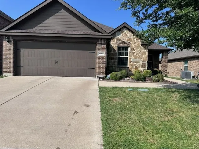 Single Family Residence For Rent in Kaufman County , 2495 Monty Street, Forney, Texas 75126, 4 Bedroom, 2 Bathroom, 2 Garage spaces, 1,835 Sqft, built in 2018, mls#21363646, Real Estate Agent in Forney, Homes For Rent in Kaufman county, Homes For Rent in Forney, Realtor in Forney Texas, Real Estate Brokerage Independent Realty Texas, Luminita Cordes Realtor