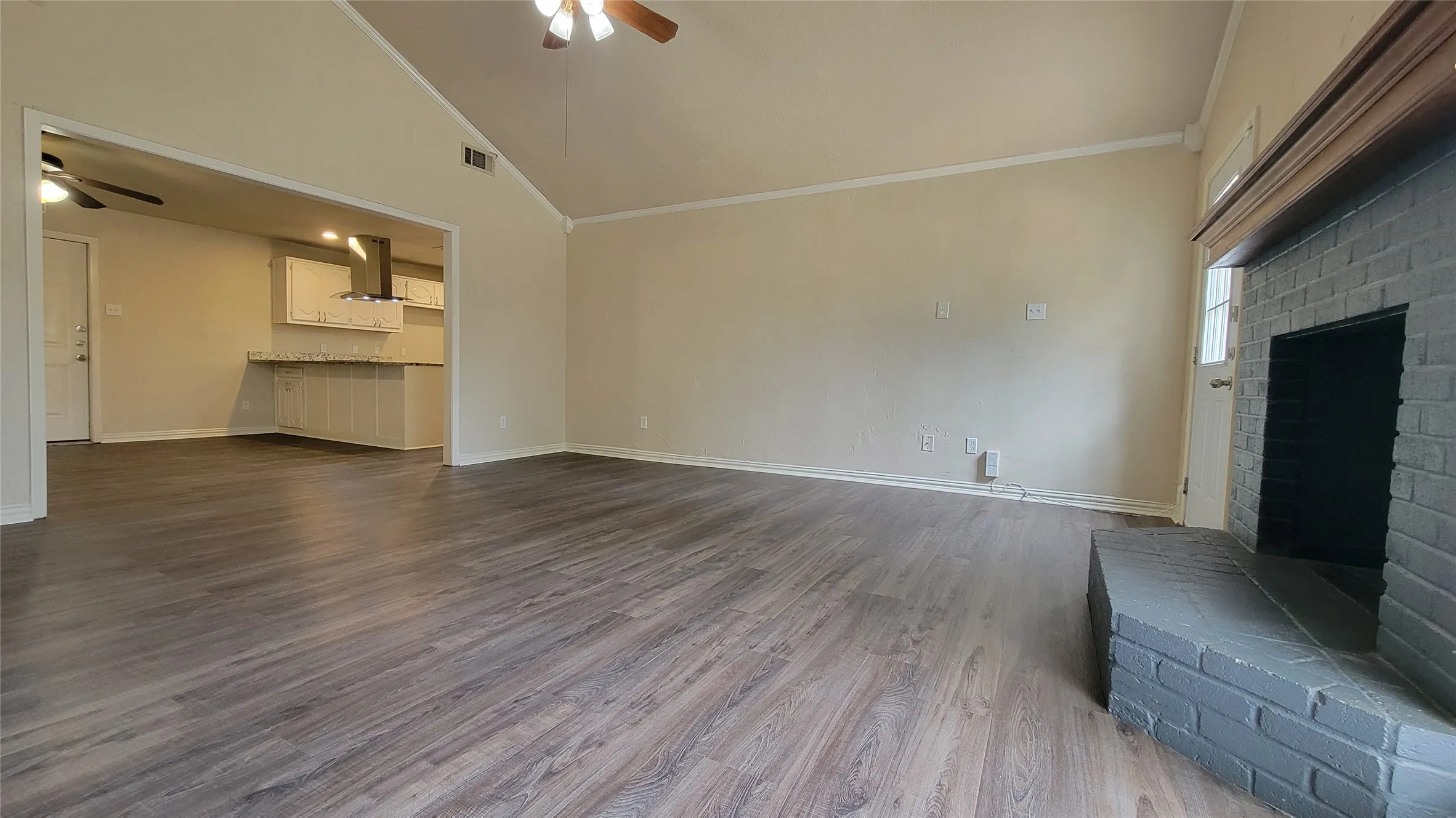 Second living room