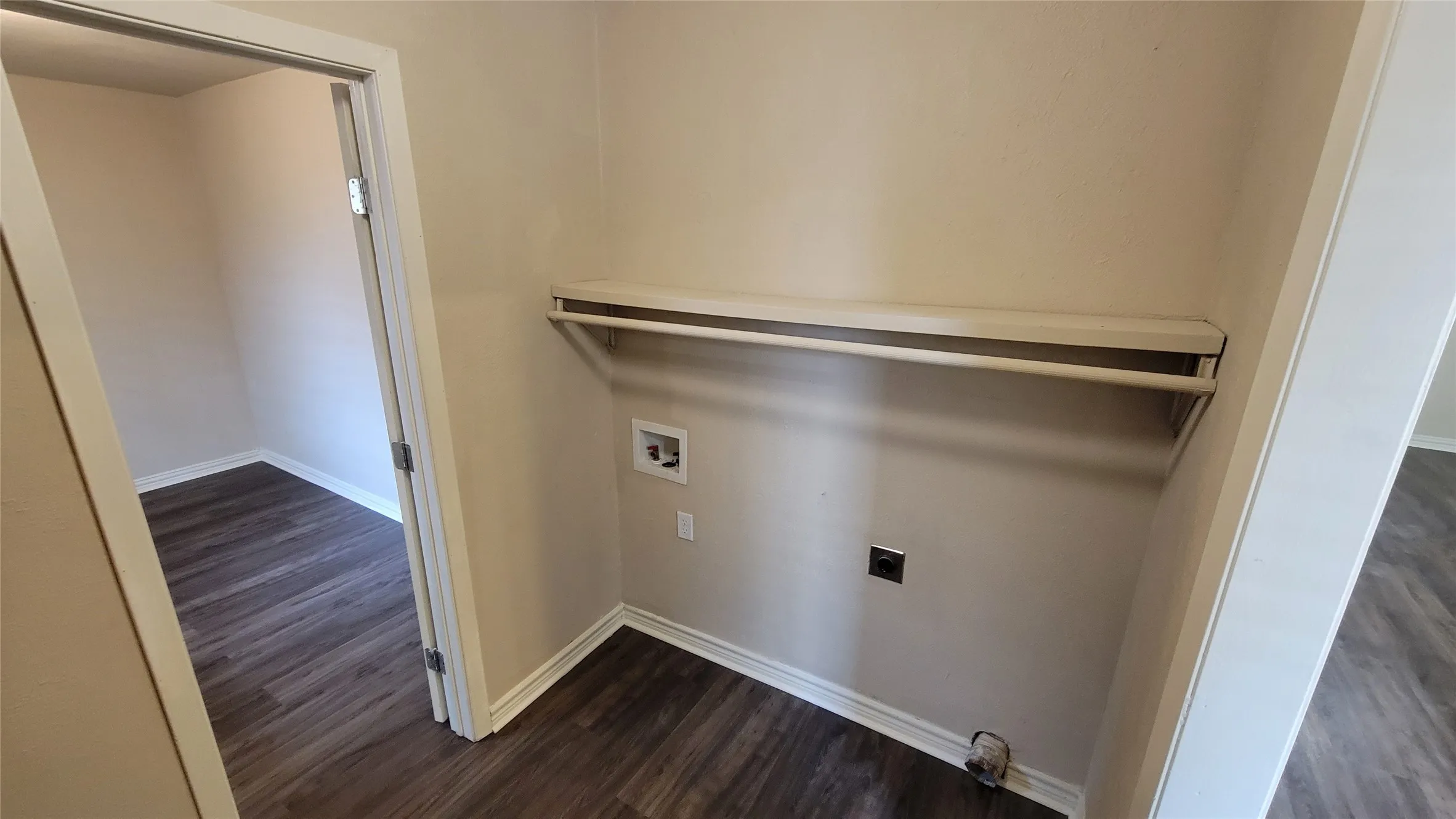 Washer and dryer hook ups