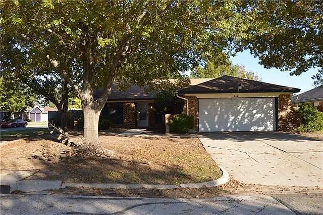Single Family Residence For Sale in Tarrant County , 6401 Pilgrim Lane, Arlington, Texas 76002, 3 Bedroom, 2 Bathroom, 2 Garage spaces, 1,509 Sqft, built in 1985, mls#21384813, Real Estate Agent in Arlington, Homes For Sale in Tarrant county, Homes For Sale in Arlington, Realtor in Arlington Texas, Real Estate Brokerage Independent Realty Texas, Luminita Cordes Realtor