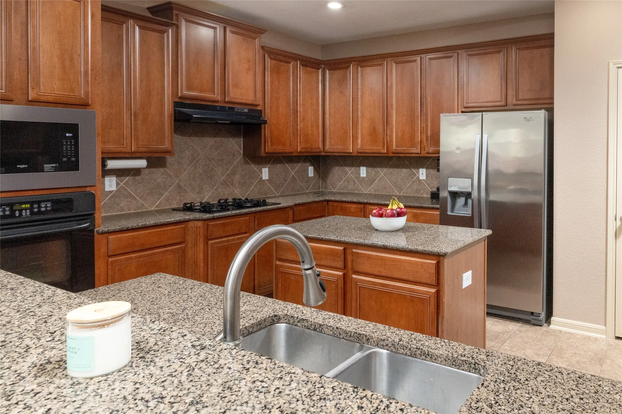 Single Family Residence For Sale in Tarrant County , 9605 Lacey Lane, Fort Worth, Texas 76244, 4 Bedroom, 4 Bathroom, 2 Garage spaces, 3,442 Sqft, built in 2005, mls#21384888, Real Estate Agent in Fort Worth, Homes For Sale in Tarrant county, Homes For Sale in Fort Worth, Realtor in Fort Worth Texas, Real Estate Brokerage Independent Realty Texas, Luminita Cordes Realtor