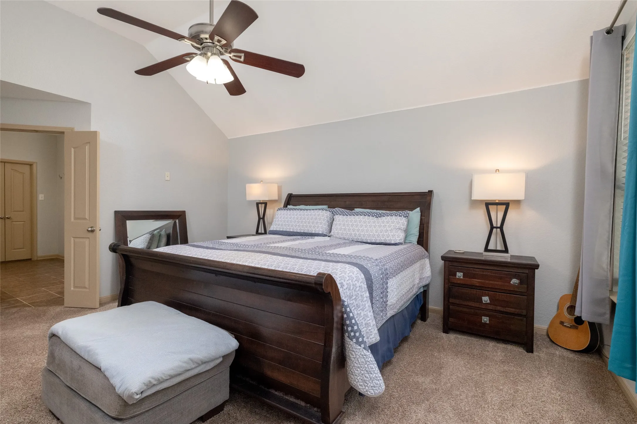 Single Family Residence For Sale in Tarrant County , 9605 Lacey Lane, Fort Worth, Texas 76244, 4 Bedroom, 4 Bathroom, 2 Garage spaces, 3,442 Sqft, built in 2005, mls#21384888, Real Estate Agent in Fort Worth, Homes For Sale in Tarrant county, Homes For Sale in Fort Worth, Realtor in Fort Worth Texas, Real Estate Brokerage Independent Realty Texas, Luminita Cordes Realtor