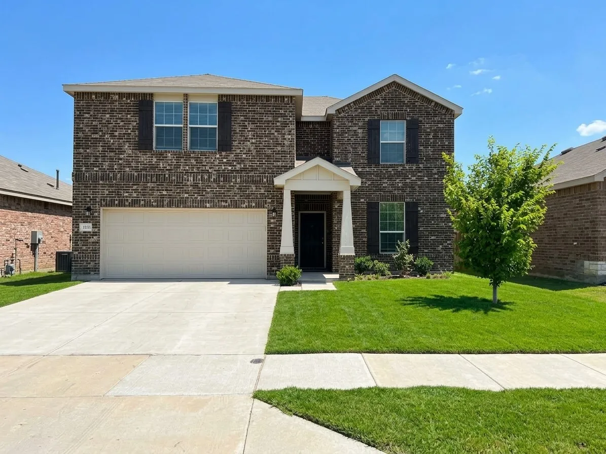 Single Family Residence For Rent in Tarrant County , 1216 Timberhurst Trail, Fort Worth, Texas 76131, 5 Bedroom, 3 Bathroom, 2 Garage spaces, 3,043 Sqft, built in 2022, mls#21380018, Real Estate Agent in Fort Worth, Homes For Rent in Tarrant county, Homes For Rent in Fort Worth, Realtor in Fort Worth Texas, Real Estate Brokerage Independent Realty Texas, Luminita Cordes Realtor