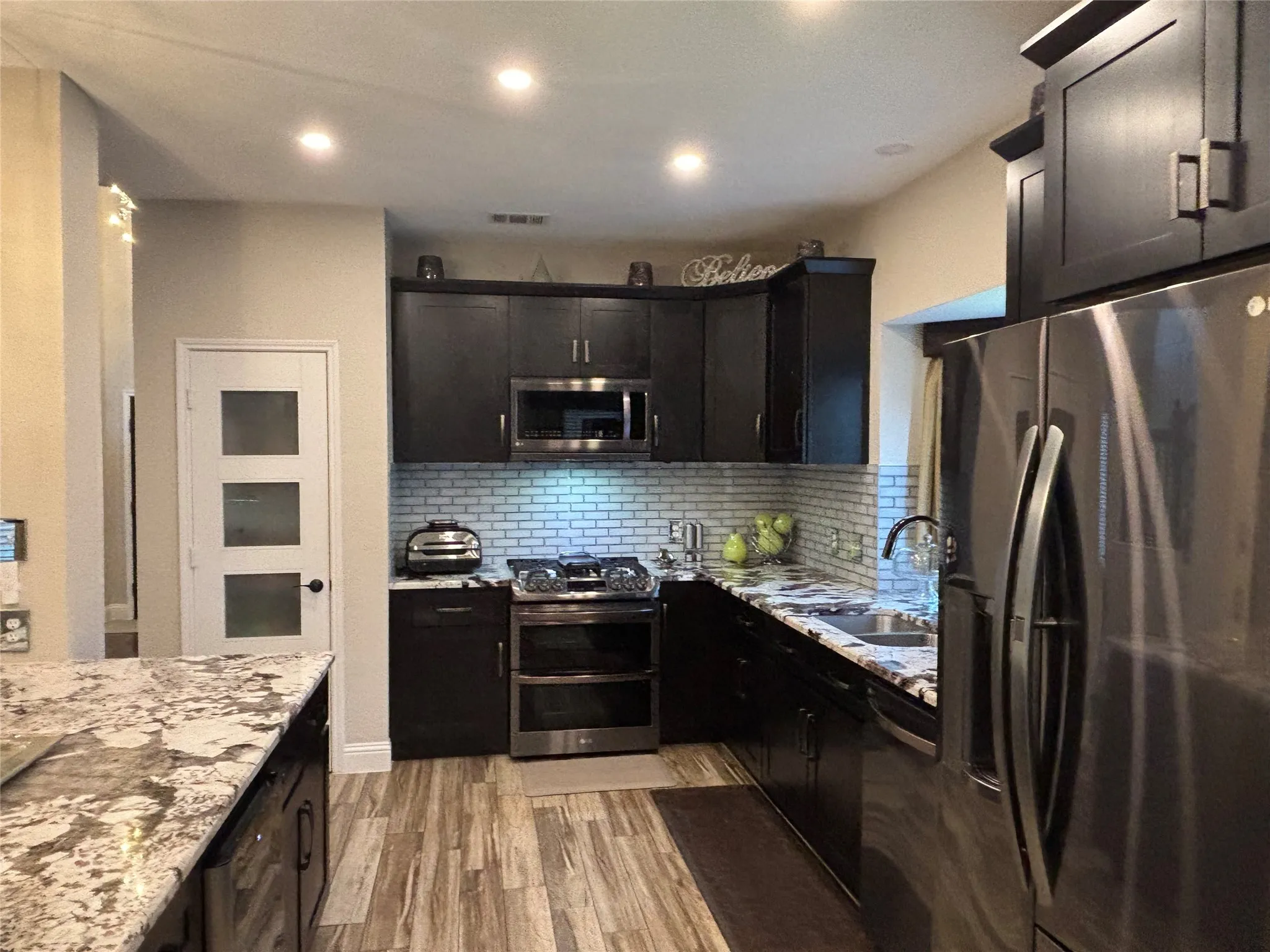 Single Family Residence For Sale in Collin County , 3112 Avery Lane, Mc Kinney, Texas 75070, 4 Bedroom, 3 Bathroom, 2 Garage spaces, 3,261 Sqft, built in 2002, mls#21383230, Real Estate Agent in Mc Kinney, Homes For Sale in Collin county, Homes For Sale in Mc Kinney, Realtor in Mc Kinney Texas, Real Estate Brokerage Independent Realty Texas, Luminita Cordes Realtor
