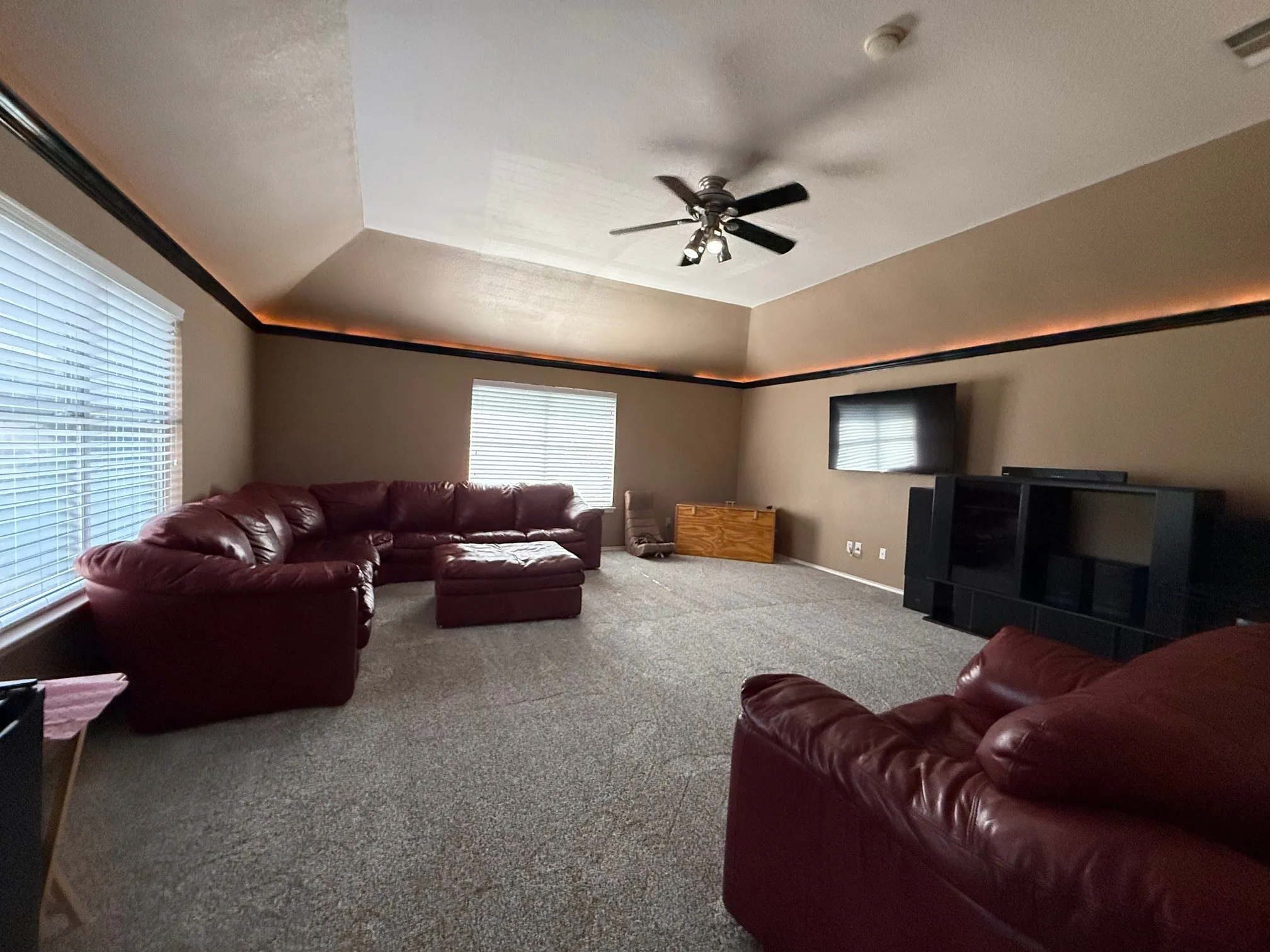 Single Family Residence For Sale in Collin County , 3112 Avery Lane, Mc Kinney, Texas 75070, 4 Bedroom, 3 Bathroom, 2 Garage spaces, 3,261 Sqft, built in 2002, mls#21383230, Real Estate Agent in Mc Kinney, Homes For Sale in Collin county, Homes For Sale in Mc Kinney, Realtor in Mc Kinney Texas, Real Estate Brokerage Independent Realty Texas, Luminita Cordes Realtor