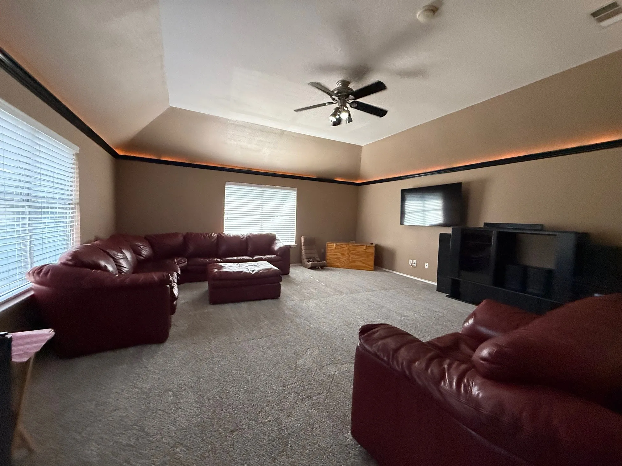 Single Family Residence For Sale in Collin County , 3112 Avery Lane, Mc Kinney, Texas 75070, 4 Bedroom, 3 Bathroom, 2 Garage spaces, 3,261 Sqft, built in 2002, mls#21383230, Real Estate Agent in Mc Kinney, Homes For Sale in Collin county, Homes For Sale in Mc Kinney, Realtor in Mc Kinney Texas, Real Estate Brokerage Independent Realty Texas, Luminita Cordes Realtor