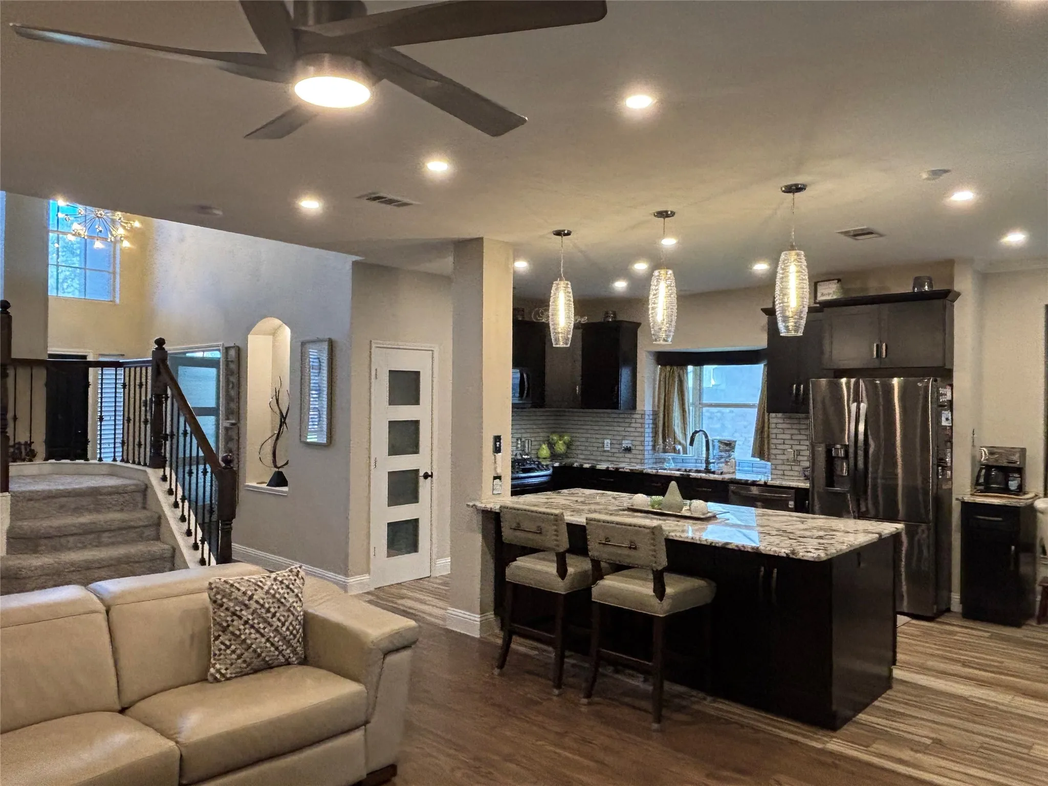 Single Family Residence For Sale in Collin County , 3112 Avery Lane, Mc Kinney, Texas 75070, 4 Bedroom, 3 Bathroom, 2 Garage spaces, 3,261 Sqft, built in 2002, mls#21383230, Real Estate Agent in Mc Kinney, Homes For Sale in Collin county, Homes For Sale in Mc Kinney, Realtor in Mc Kinney Texas, Real Estate Brokerage Independent Realty Texas, Luminita Cordes Realtor