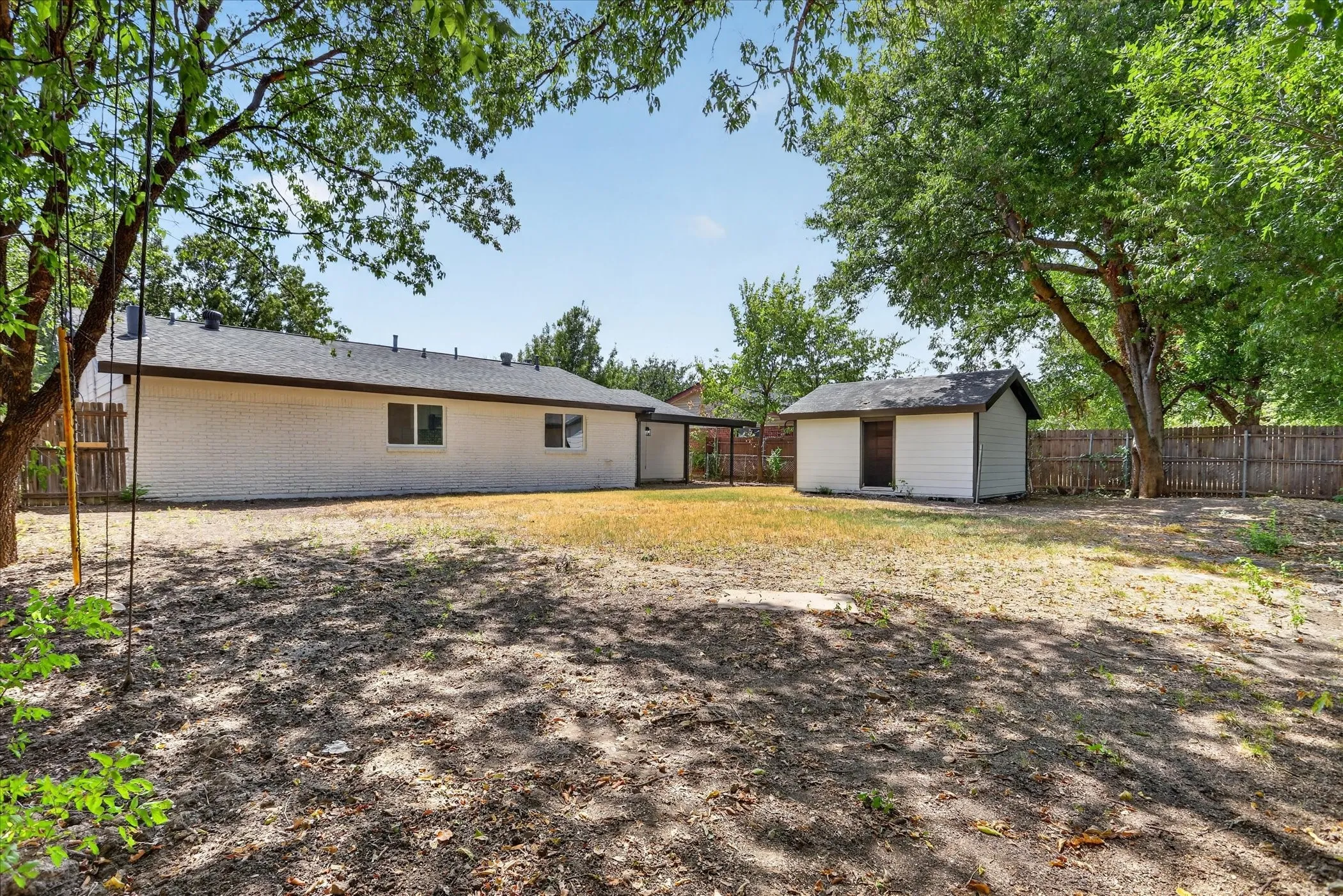 Single Family Residence For Sale in Tarrant County , 1008 Marlene Drive, Everman, Texas 76140, 3 Bedroom, 2 Bathroom, 2 Garage spaces, 1,329 Sqft, built in 1962, mls#21383981, Real Estate Agent in Everman, Homes For Sale in Tarrant county, Homes For Sale in Everman, Realtor in Everman Texas, Real Estate Brokerage Independent Realty Texas, Luminita Cordes Realtor