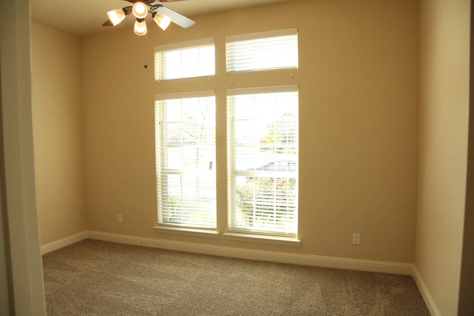 Single Family Residence For Rent in Denton County , 2025 Menominee Drive, Frisco, Texas 75033, 5 Bedroom, 4 Bathroom, 2 Garage spaces, 3,888 Sqft, built in 2017, mls#21384968, Real Estate Agent in Frisco, Homes For Rent in Denton county, Homes For Rent in Frisco, Realtor in Frisco Texas, Real Estate Brokerage Independent Realty Texas, Luminita Cordes Realtor