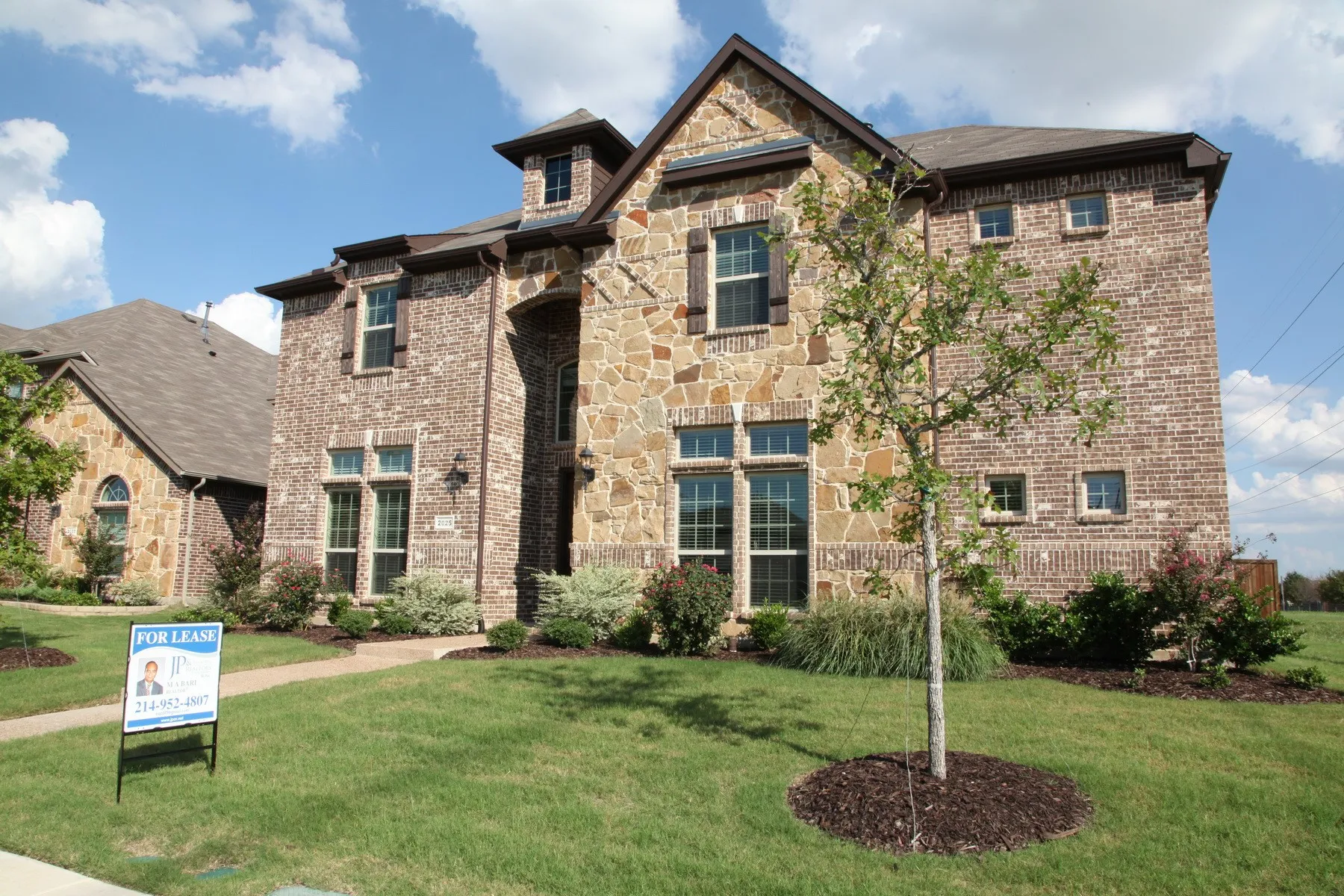Single Family Residence For Rent in Denton County , 2025 Menominee Drive, Frisco, Texas 75033, 5 Bedroom, 4 Bathroom, 2 Garage spaces, 3,888 Sqft, built in 2017, mls#21384968, Real Estate Agent in Frisco, Homes For Rent in Denton county, Homes For Rent in Frisco, Realtor in Frisco Texas, Real Estate Brokerage Independent Realty Texas, Luminita Cordes Realtor