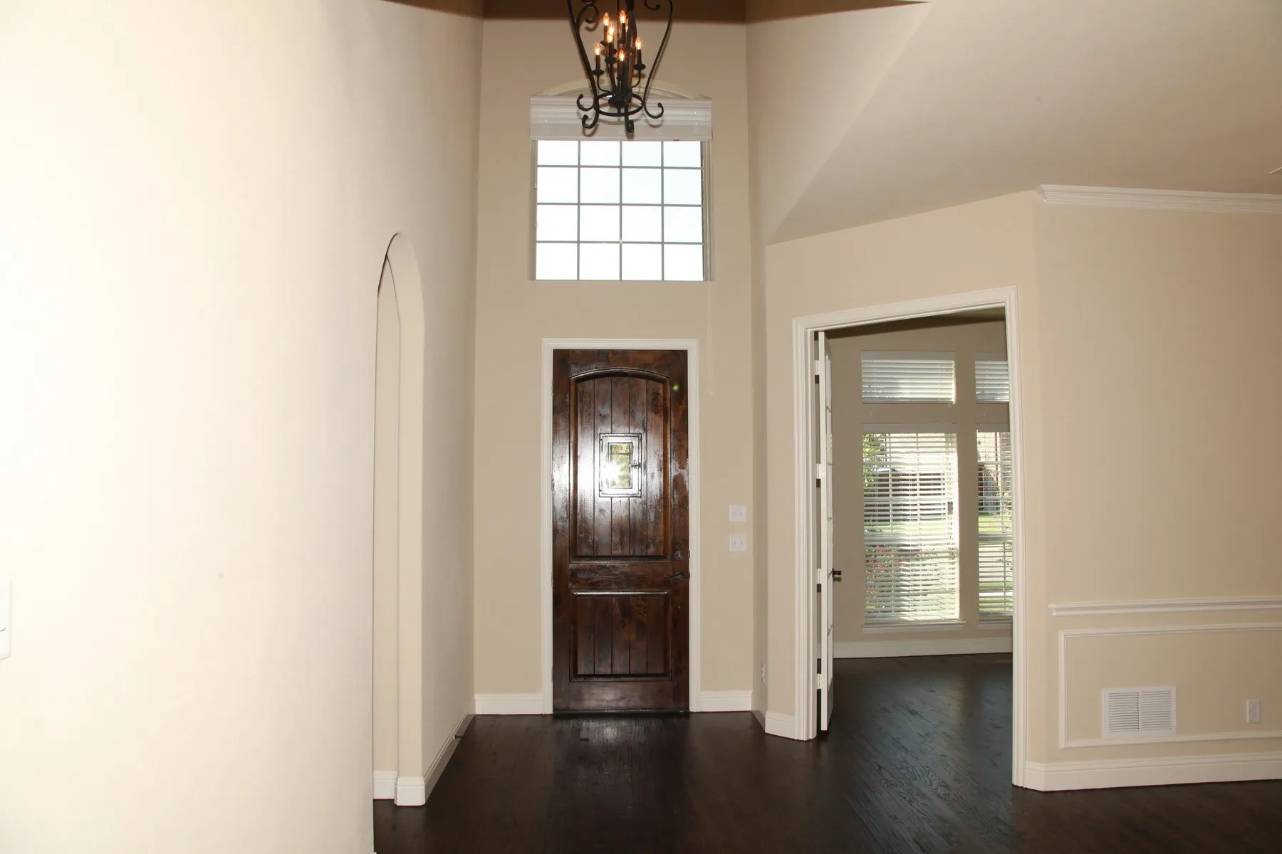 Single Family Residence For Rent in Denton County , 2025 Menominee Drive, Frisco, Texas 75033, 5 Bedroom, 4 Bathroom, 2 Garage spaces, 3,888 Sqft, built in 2017, mls#21384968, Real Estate Agent in Frisco, Homes For Rent in Denton county, Homes For Rent in Frisco, Realtor in Frisco Texas, Real Estate Brokerage Independent Realty Texas, Luminita Cordes Realtor