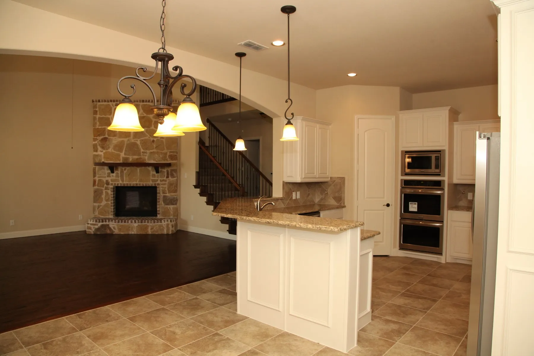 Single Family Residence For Rent in Denton County , 2025 Menominee Drive, Frisco, Texas 75033, 5 Bedroom, 4 Bathroom, 2 Garage spaces, 3,888 Sqft, built in 2017, mls#21384968, Real Estate Agent in Frisco, Homes For Rent in Denton county, Homes For Rent in Frisco, Realtor in Frisco Texas, Real Estate Brokerage Independent Realty Texas, Luminita Cordes Realtor