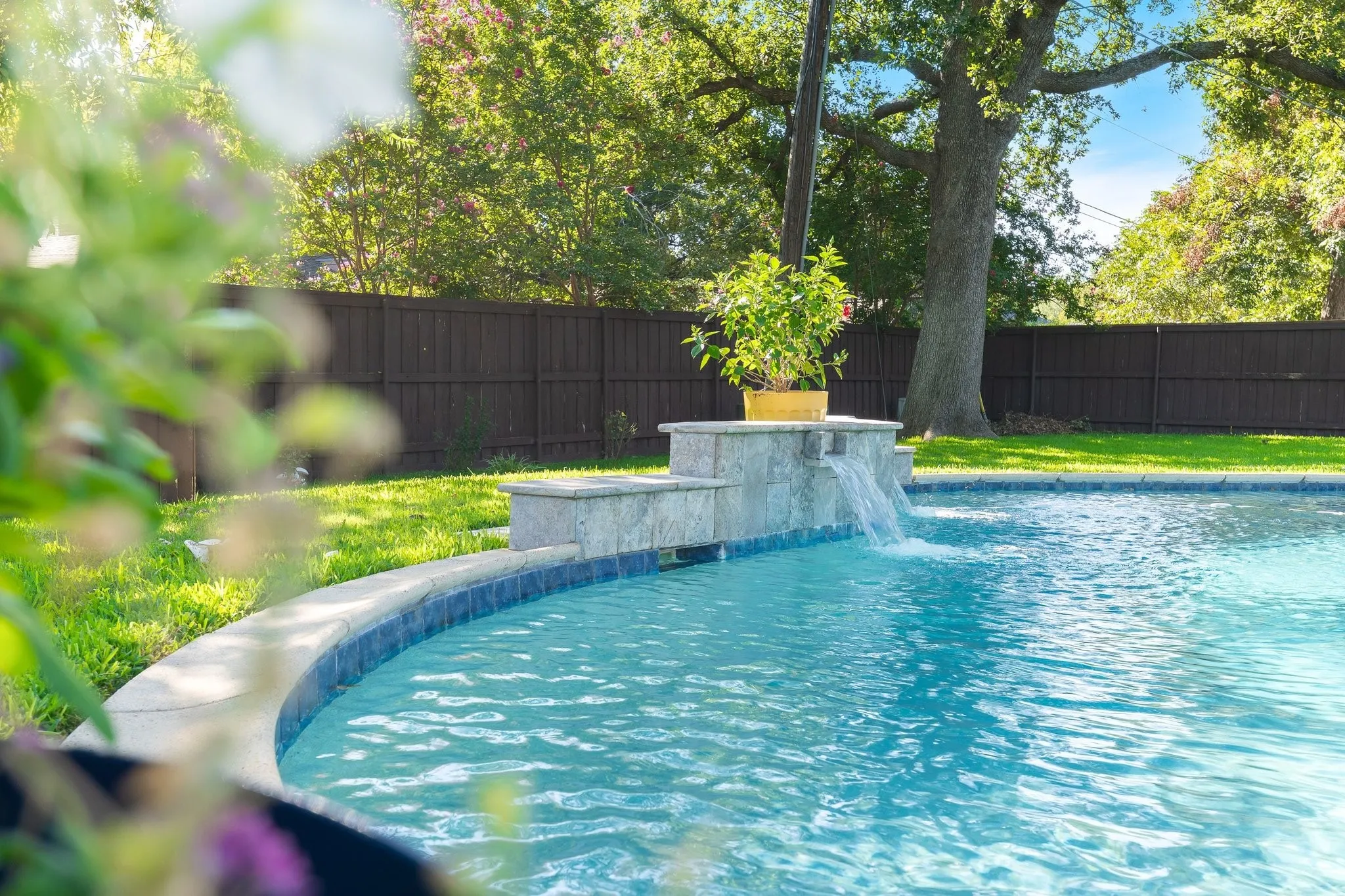Single Family Residence For Sale in Denton County , 536 Sellmeyer Lane, Highland Village, Texas 75077, 4 Bedroom, 3 Bathroom, Garage spaces, 2,798 Sqft, built in 1975, mls#21383349, Real Estate Agent in Highland Village, Homes For Sale in Denton county, Homes For Sale in Highland Village, Realtor in Highland Village Texas, Real Estate Brokerage Independent Realty Texas, Luminita Cordes Realtor
