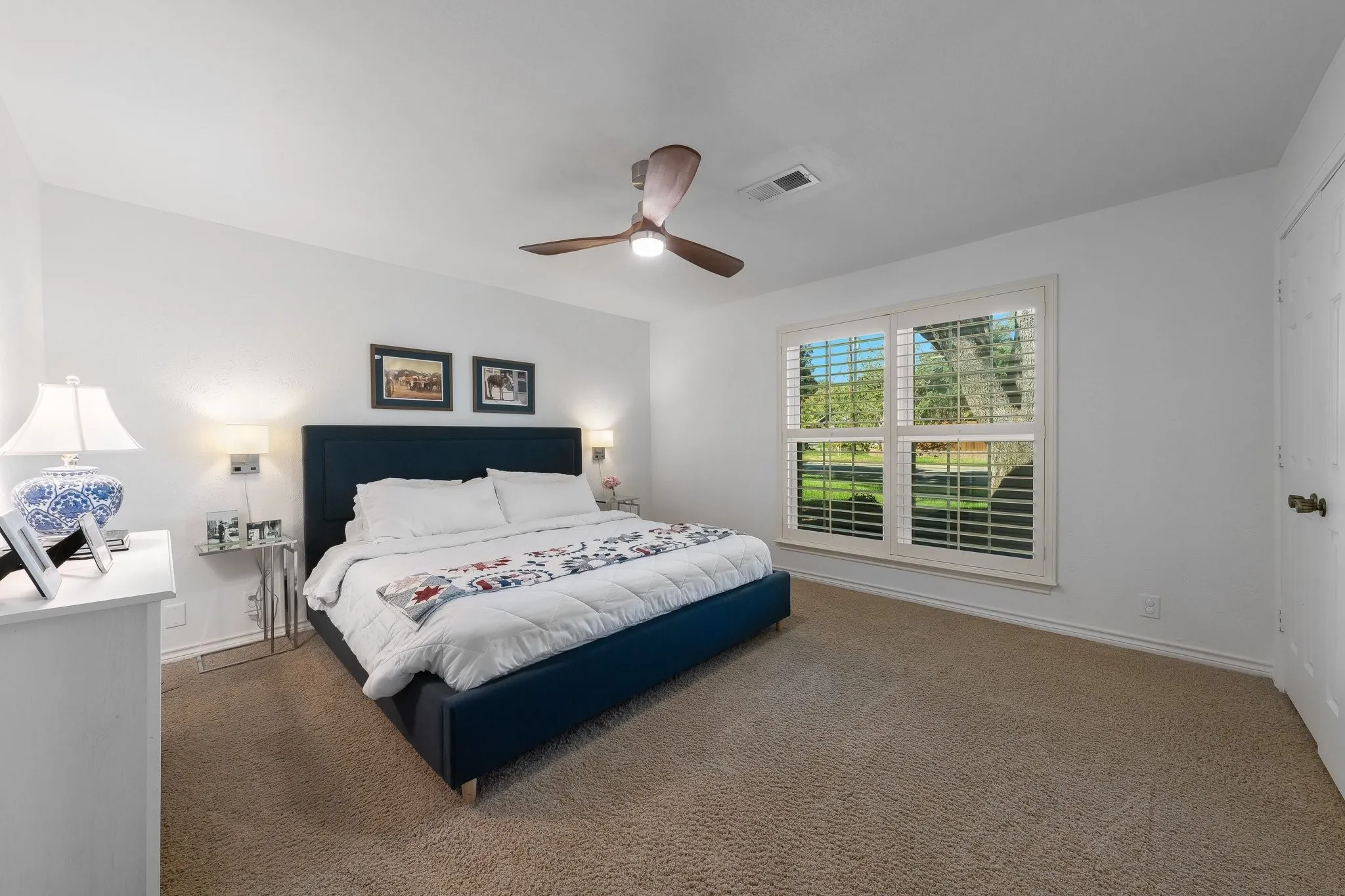 Single Family Residence For Sale in Denton County , 536 Sellmeyer Lane, Highland Village, Texas 75077, 4 Bedroom, 3 Bathroom, Garage spaces, 2,798 Sqft, built in 1975, mls#21383349, Real Estate Agent in Highland Village, Homes For Sale in Denton county, Homes For Sale in Highland Village, Realtor in Highland Village Texas, Real Estate Brokerage Independent Realty Texas, Luminita Cordes Realtor