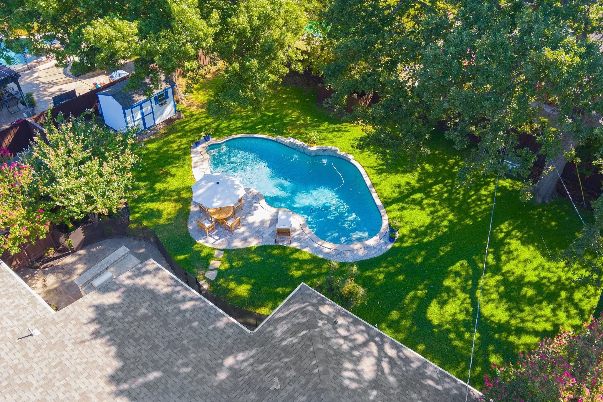 Single Family Residence For Sale in Denton County , 536 Sellmeyer Lane, Highland Village, Texas 75077, 4 Bedroom, 3 Bathroom, Garage spaces, 2,798 Sqft, built in 1975, mls#21383349, Real Estate Agent in Highland Village, Homes For Sale in Denton county, Homes For Sale in Highland Village, Realtor in Highland Village Texas, Real Estate Brokerage Independent Realty Texas, Luminita Cordes Realtor