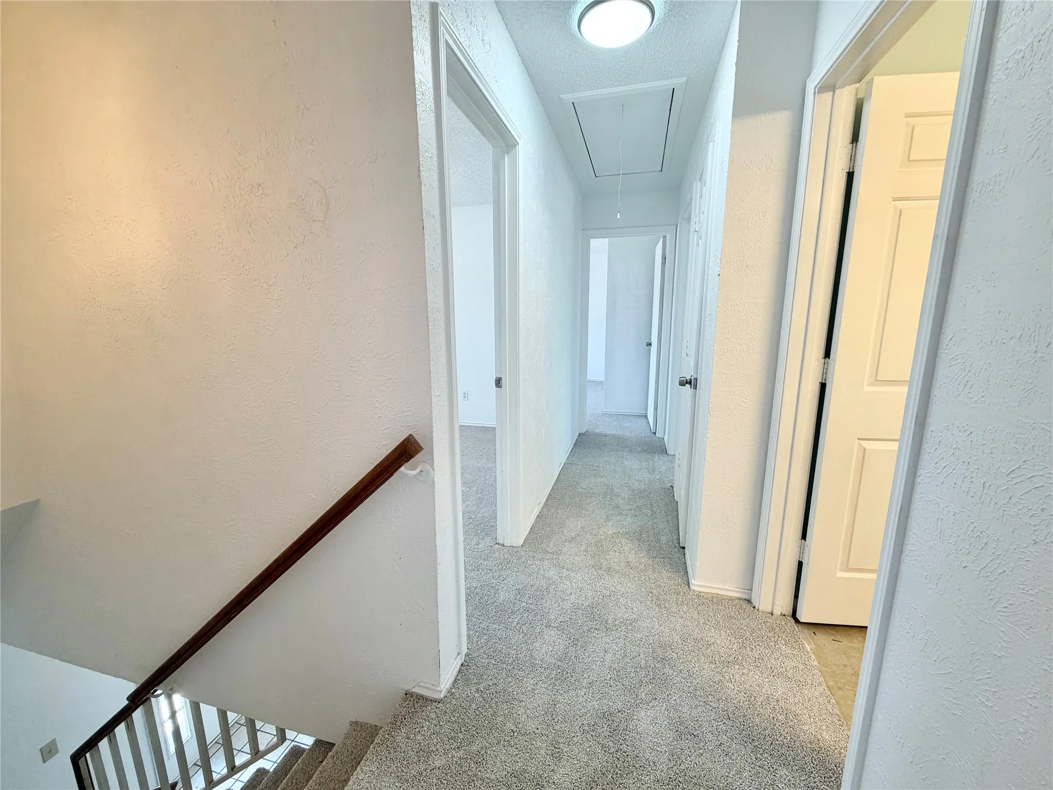Single Family Residence For Rent in Dallas County , 2126 Country Dell Drive, Garland, Texas 75040, 4 Bedroom, 3 Bathroom, 2 Garage spaces, 2,616 Sqft, built in 1986, mls#21383925, Real Estate Agent in Garland, Homes For Rent in Dallas county, Homes For Rent in Garland, Realtor in Garland Texas, Real Estate Brokerage Independent Realty Texas, Luminita Cordes Realtor