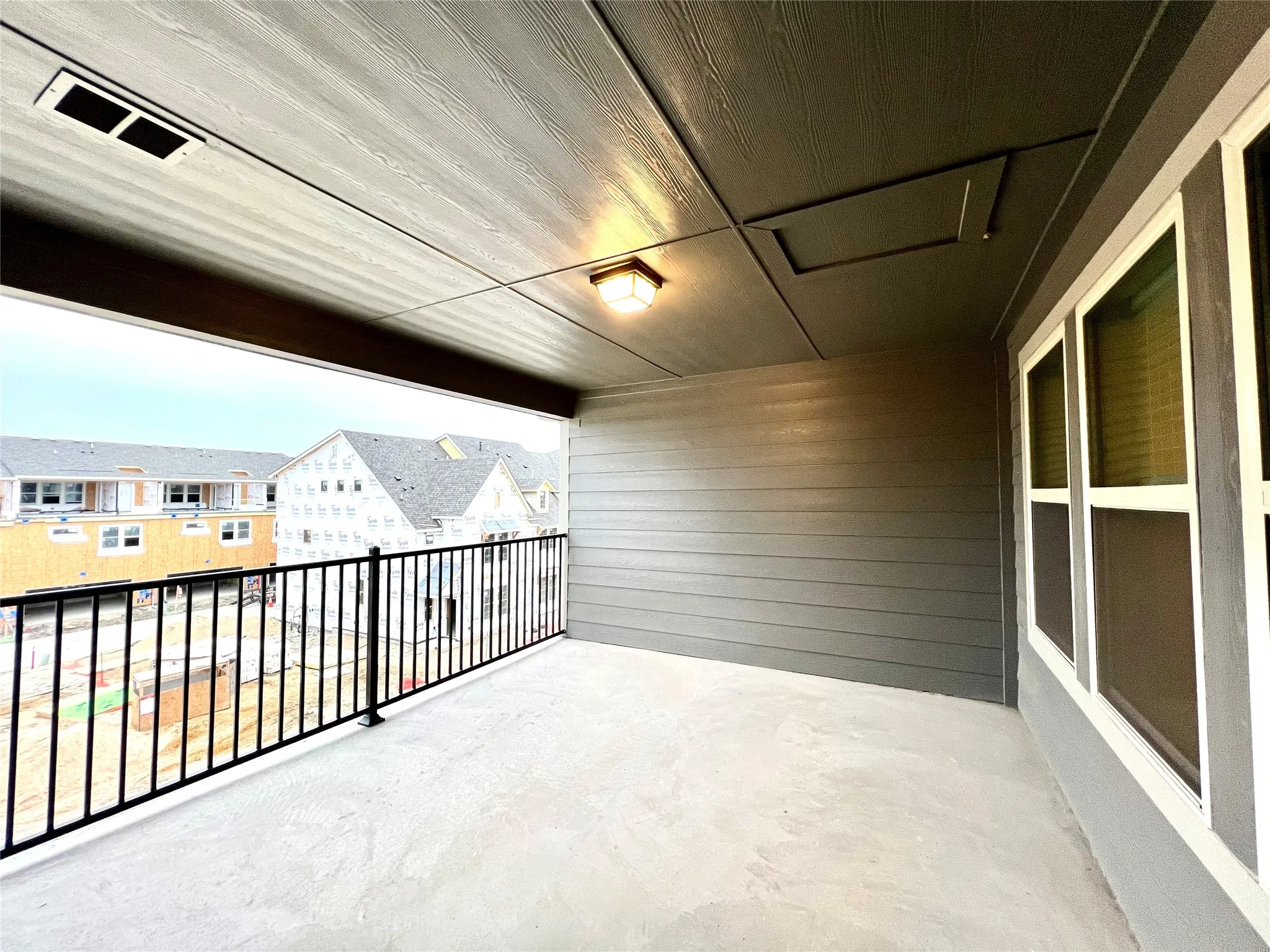 Townhouse For Sale in Collin County , 3541 Declan Drive, Plano, Texas 75074, 4 Bedroom, 4 Bathroom, 2 Garage spaces, 2,035 Sqft, built in 2022, mls#21384779, Real Estate Agent in Plano, Homes For Sale in Collin county, Homes For Sale in Plano, Realtor in Plano Texas, Real Estate Brokerage Independent Realty Texas, Luminita Cordes Realtor