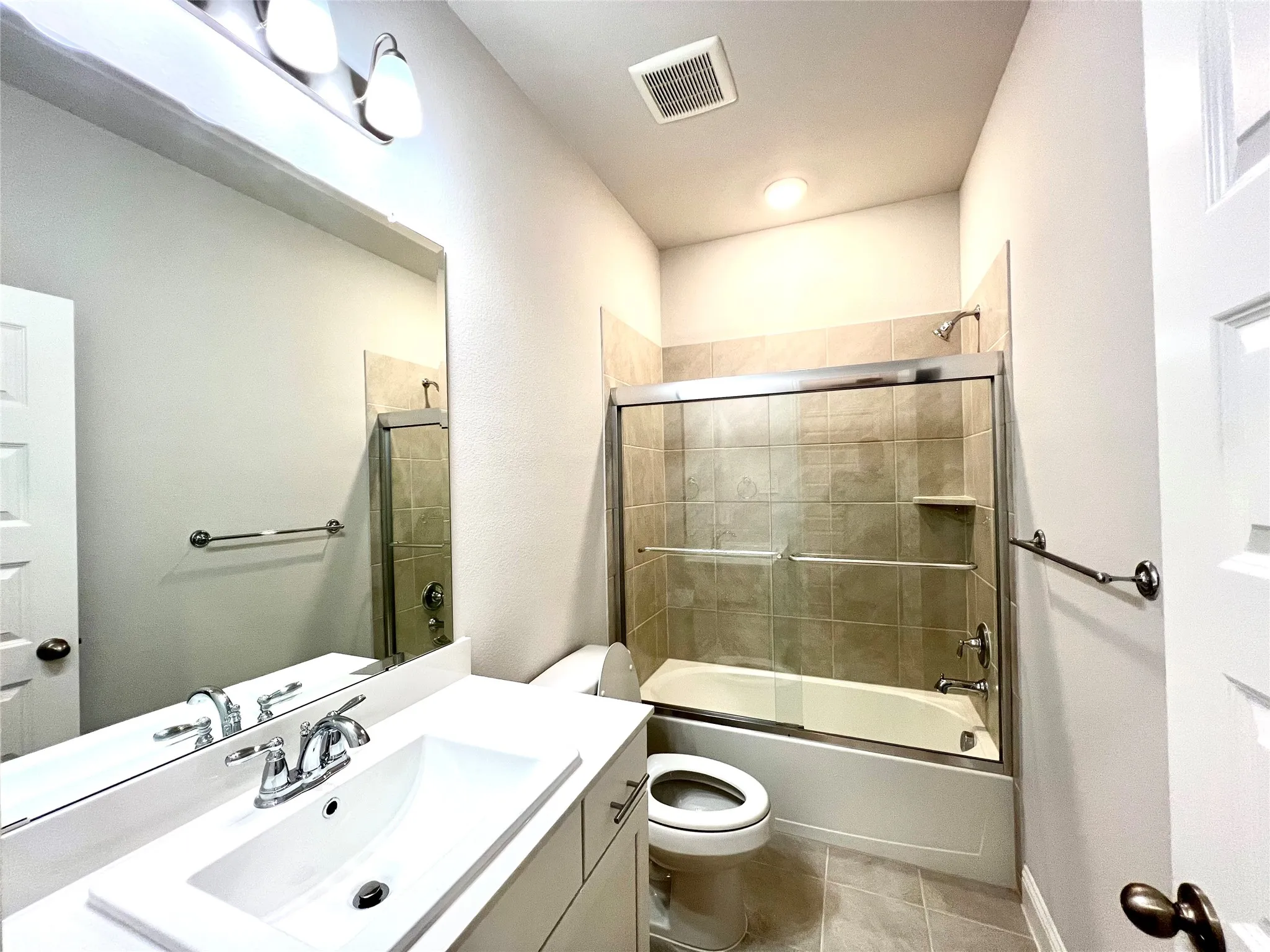 Townhouse For Sale in Collin County , 3541 Declan Drive, Plano, Texas 75074, 4 Bedroom, 4 Bathroom, 2 Garage spaces, 2,035 Sqft, built in 2022, mls#21384779, Real Estate Agent in Plano, Homes For Sale in Collin county, Homes For Sale in Plano, Realtor in Plano Texas, Real Estate Brokerage Independent Realty Texas, Luminita Cordes Realtor