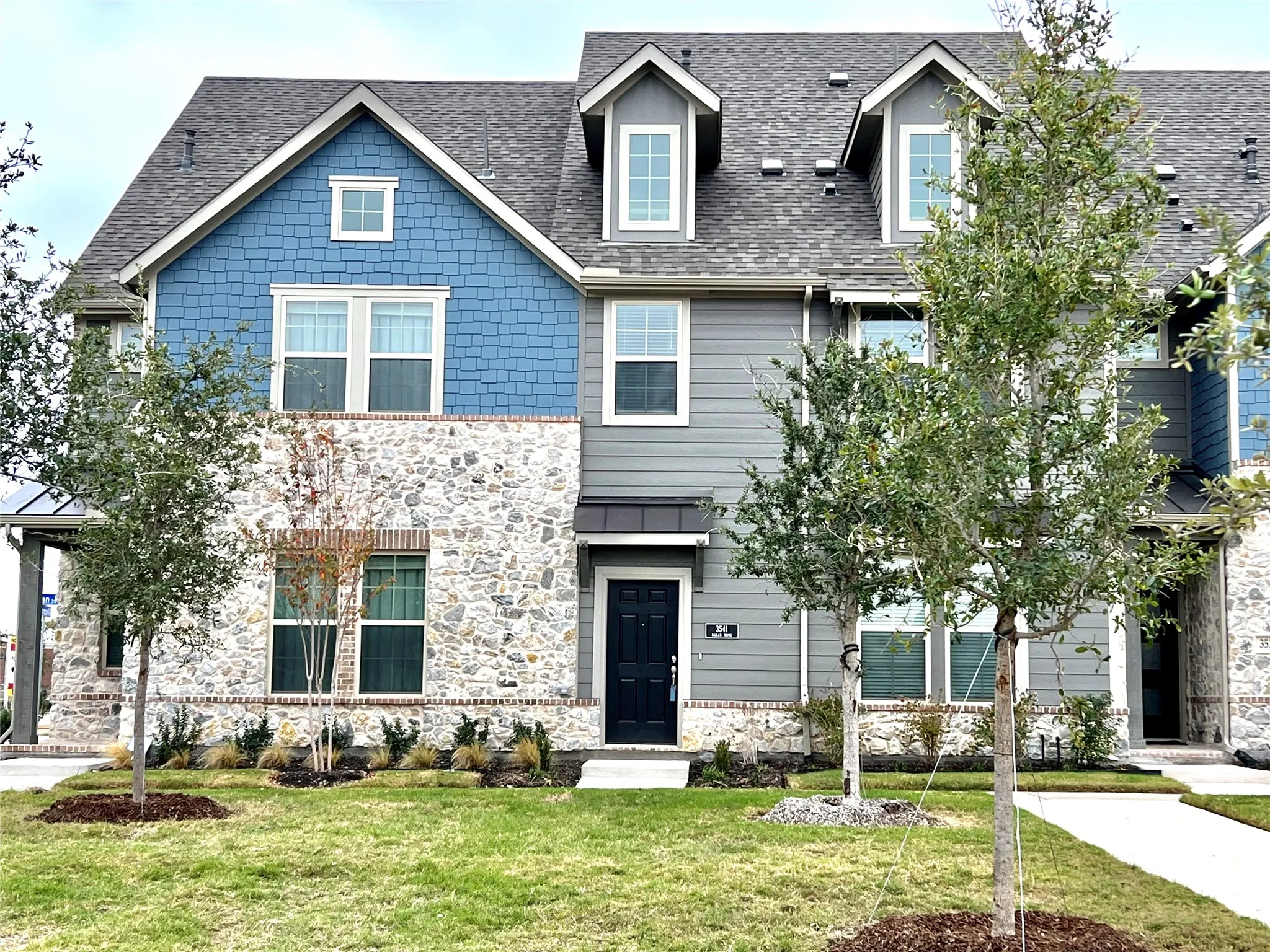 Townhouse For Sale in Collin County , 3541 Declan Drive, Plano, Texas 75074, 4 Bedroom, 4 Bathroom, 2 Garage spaces, 2,035 Sqft, built in 2022, mls#21384779, Real Estate Agent in Plano, Homes For Sale in Collin county, Homes For Sale in Plano, Realtor in Plano Texas, Real Estate Brokerage Independent Realty Texas, Luminita Cordes Realtor