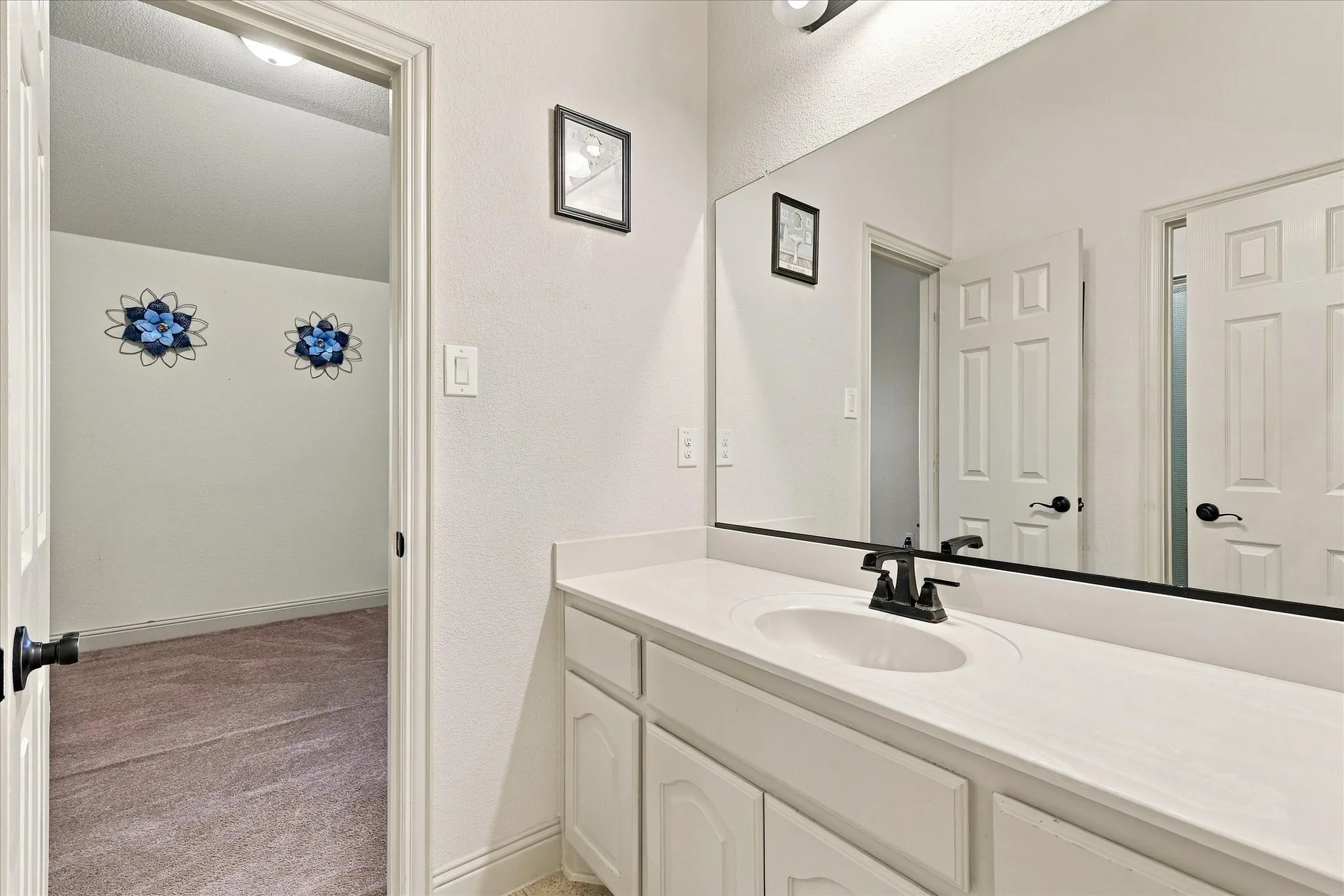 Single Family Residence For Sale in Tarrant County , 2912 Alta, Grand Prairie, Texas 75054, 5 Bedroom, 4 Bathroom, 2 Garage spaces, 4,385 Sqft, built in 2017, mls#21382375, Real Estate Agent in Grand Prairie, Homes For Sale in Tarrant county, Homes For Sale in Grand Prairie, Realtor in Grand Prairie Texas, Real Estate Brokerage Independent Realty Texas, Luminita Cordes Realtor