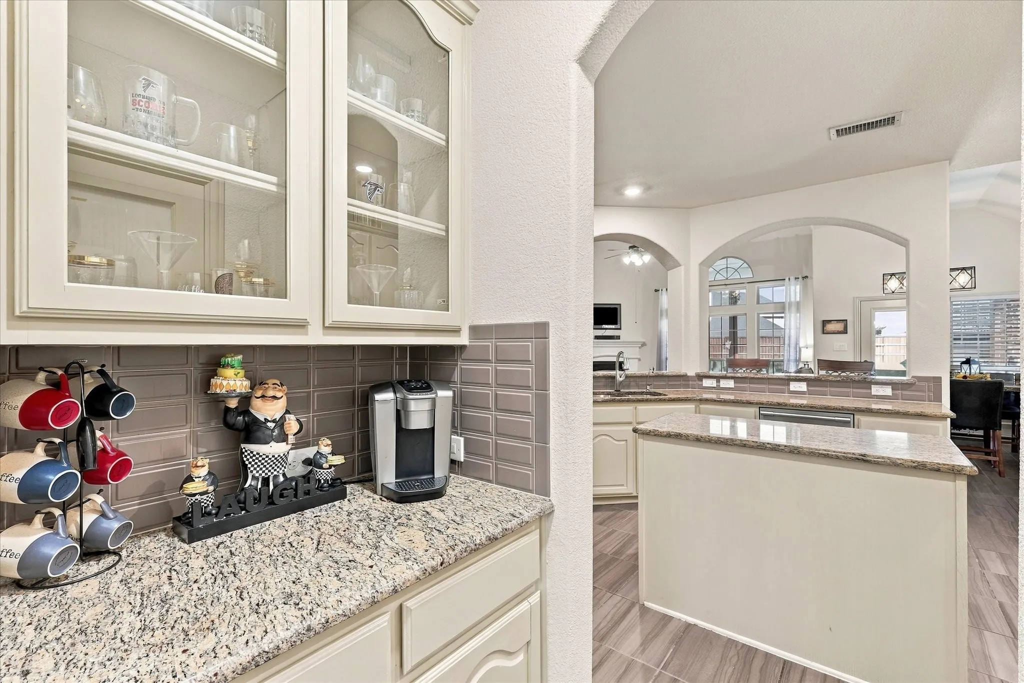 Single Family Residence For Sale in Tarrant County , 2912 Alta, Grand Prairie, Texas 75054, 5 Bedroom, 4 Bathroom, 2 Garage spaces, 4,385 Sqft, built in 2017, mls#21382375, Real Estate Agent in Grand Prairie, Homes For Sale in Tarrant county, Homes For Sale in Grand Prairie, Realtor in Grand Prairie Texas, Real Estate Brokerage Independent Realty Texas, Luminita Cordes Realtor